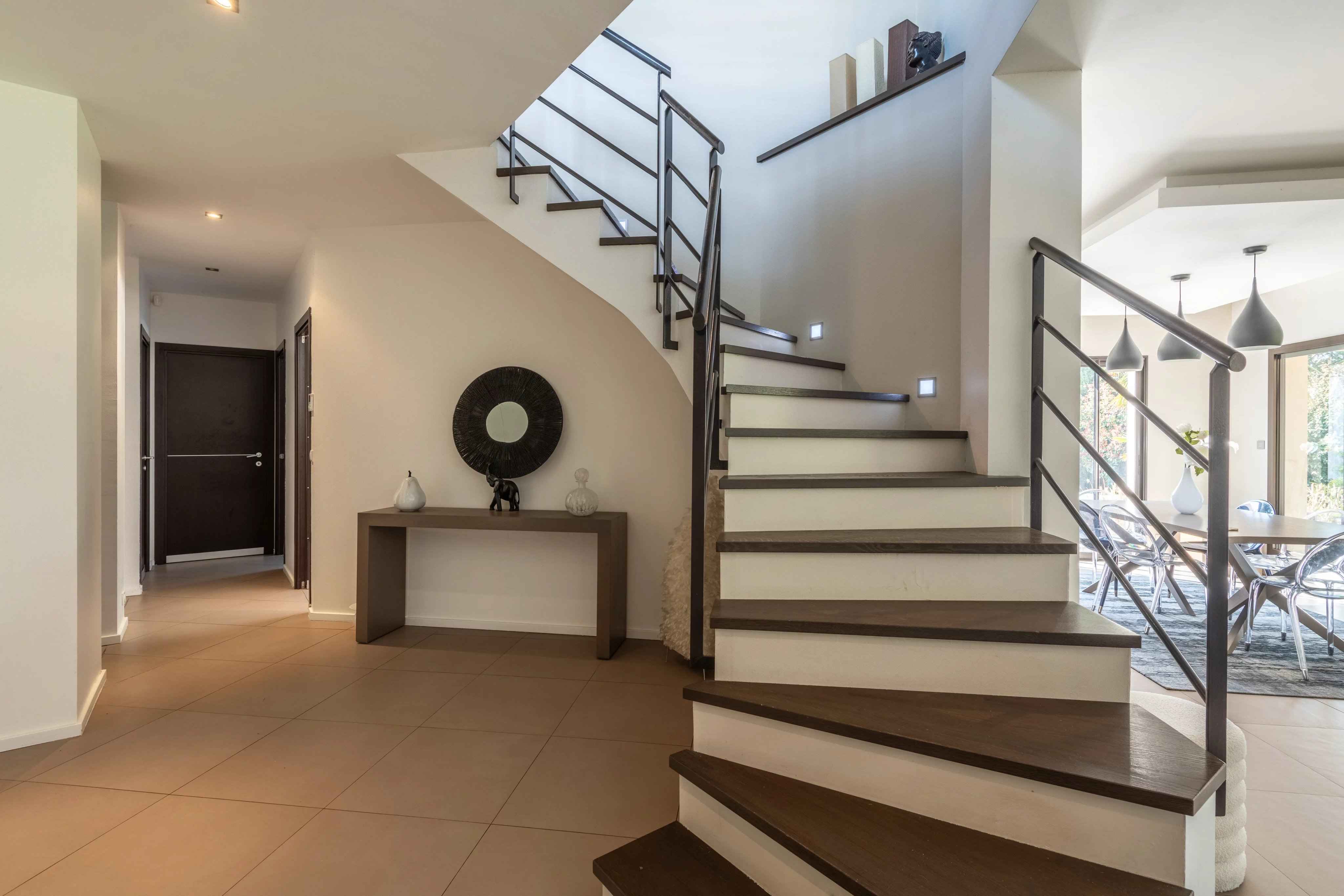 E633e72d1cf86802f9d1d06b182d674b 84702eb3d4 4096 original - Translation missing: en.helpers.application.image_tag.default_alt