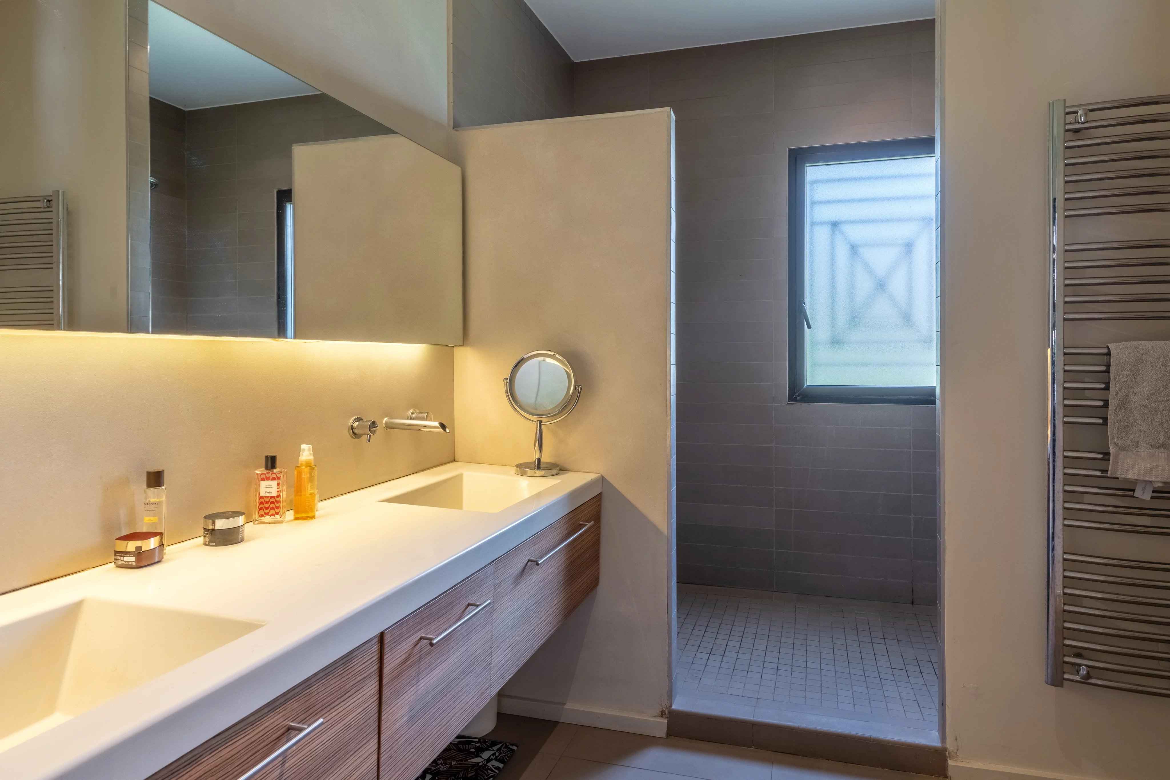 04b5ace9af68d8cd77190369d786eacc 6e01818d58 4096 original - Translation missing: en.helpers.application.image_tag.default_alt