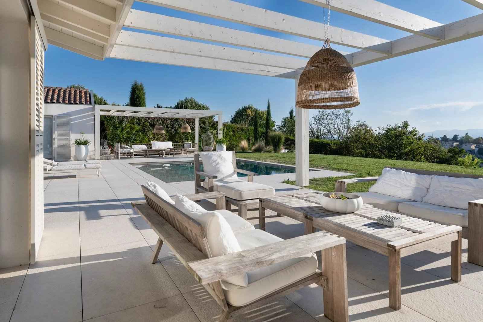 Ddc415502a7f440034e2c5d28a2274b1 5a27cfaa10 1600 original - Translation missing: en.helpers.application.image_tag.default_alt