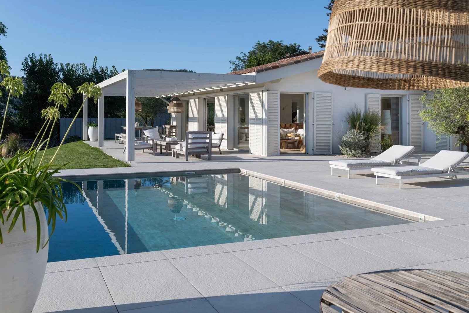 E4fe14ba1b2fef0c482c4b0b32ecd8a9 e96ac47532 1600 original - Translation missing: en.helpers.application.image_tag.default_alt