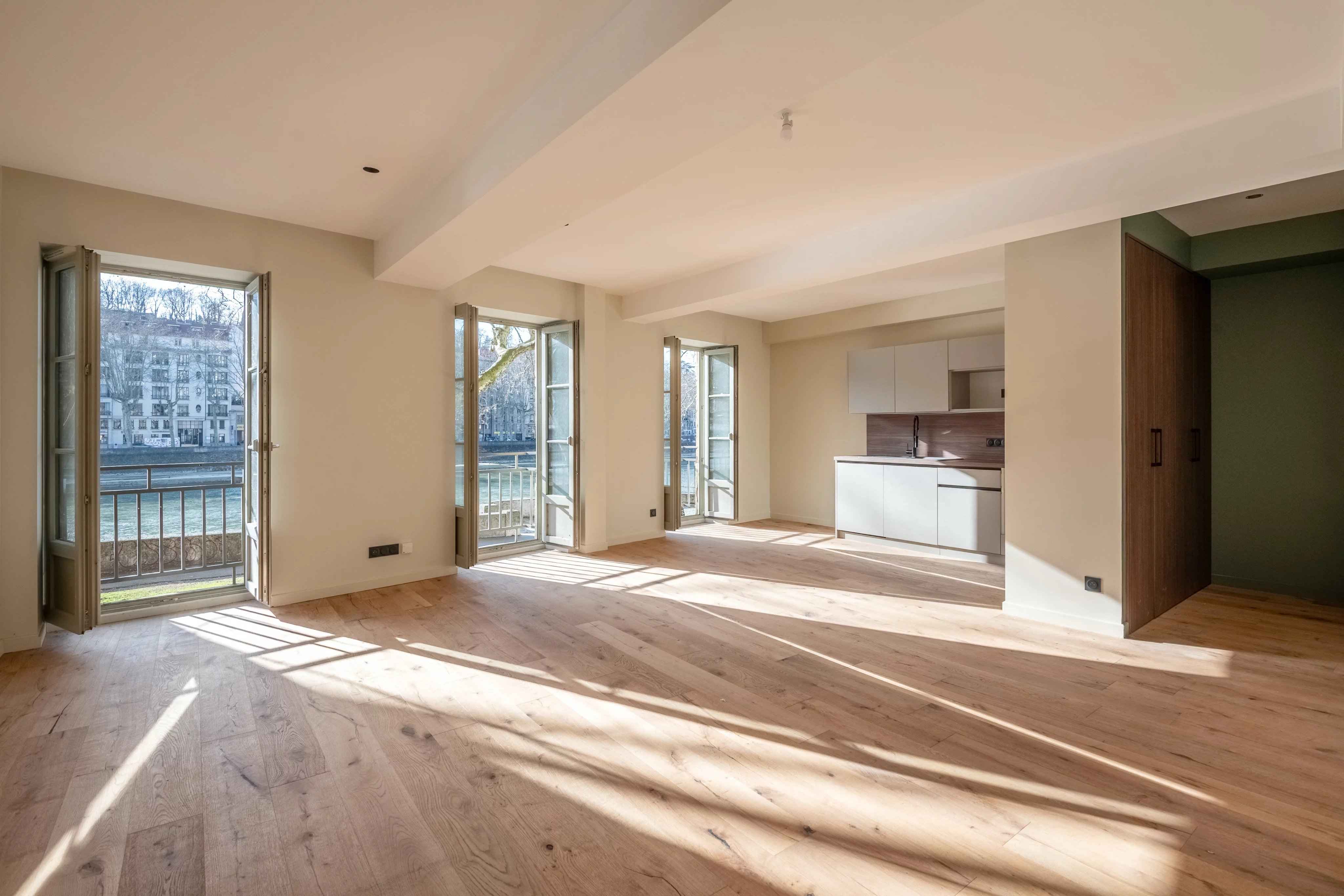 E5fa999a3a85f4b79ffbd099b46336c2 d2b68a288f 4096 original - Attribut alt par défaut.