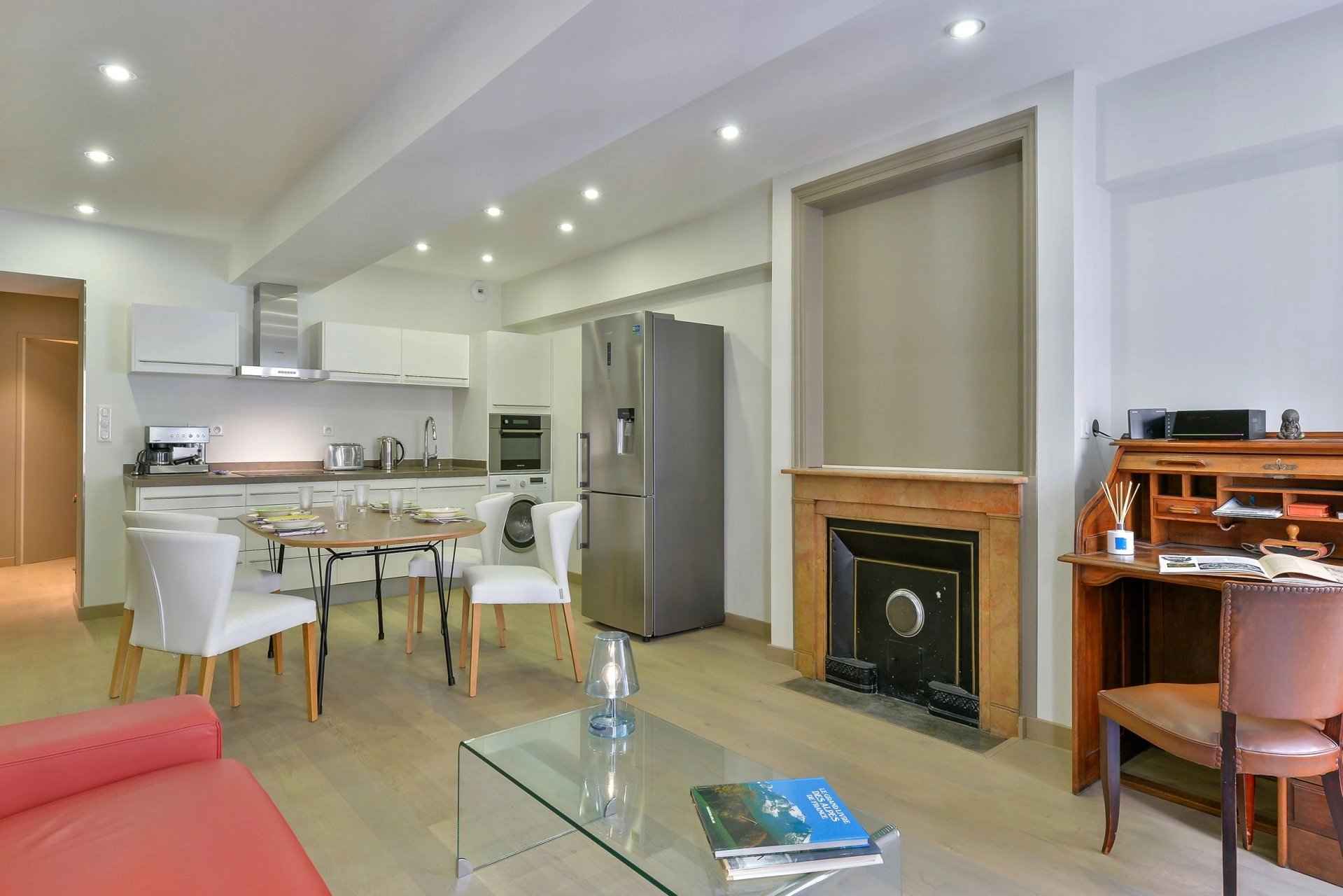 00b2ec783e5816d17879a661b2aa86ad 3a22ceba0c 1920 original - Translation missing: en.helpers.application.image_tag.default_alt