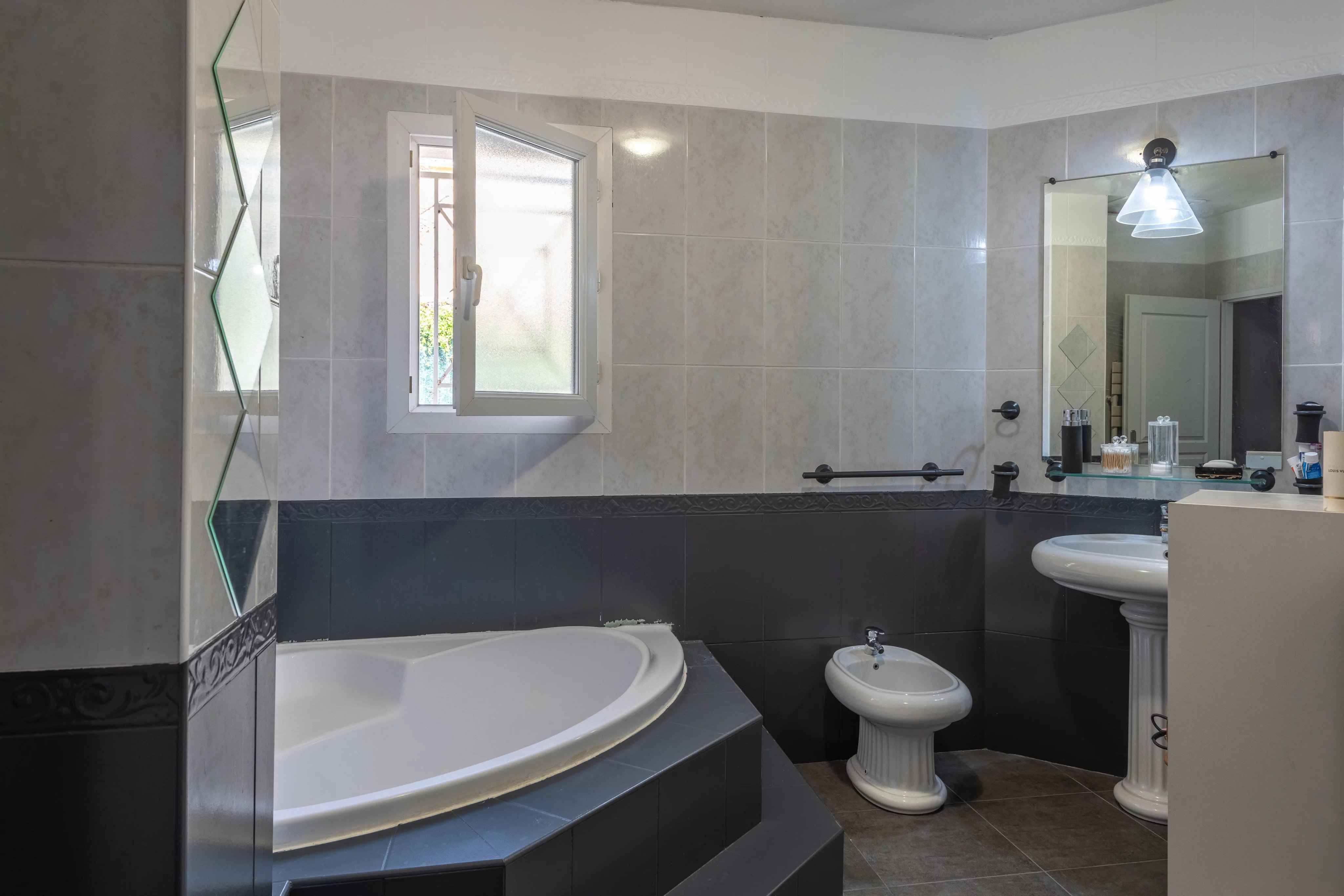 4019b234406120f6c9f55b564630edbb 7a1036b011 4096 original - Translation missing: en.helpers.application.image_tag.default_alt