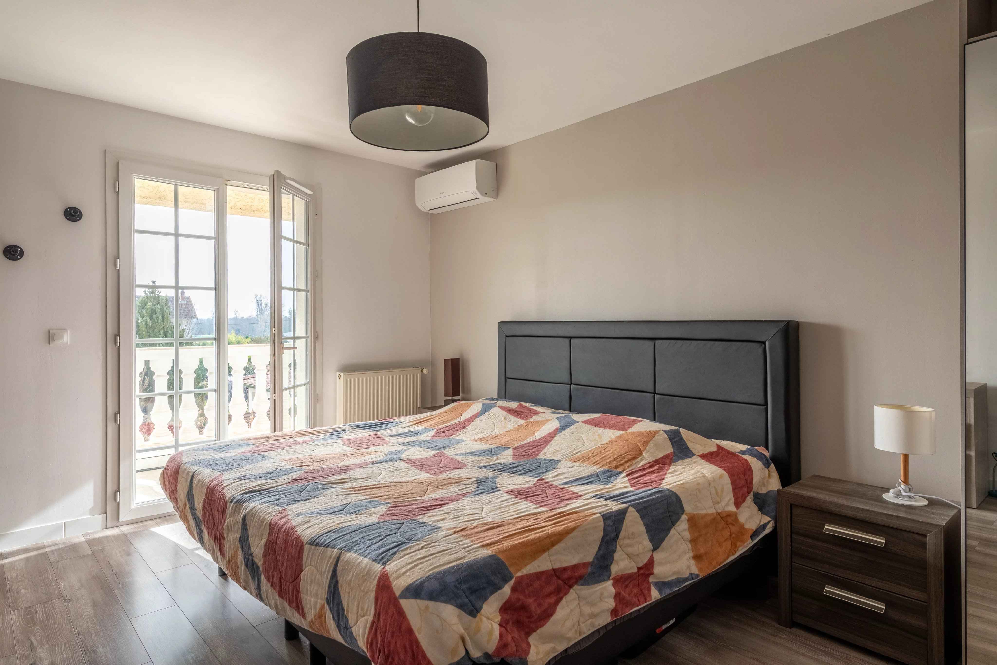 76b34661fee52991c3e54746ebb13c16 9152be75b1 4096 original - Translation missing: en.helpers.application.image_tag.default_alt