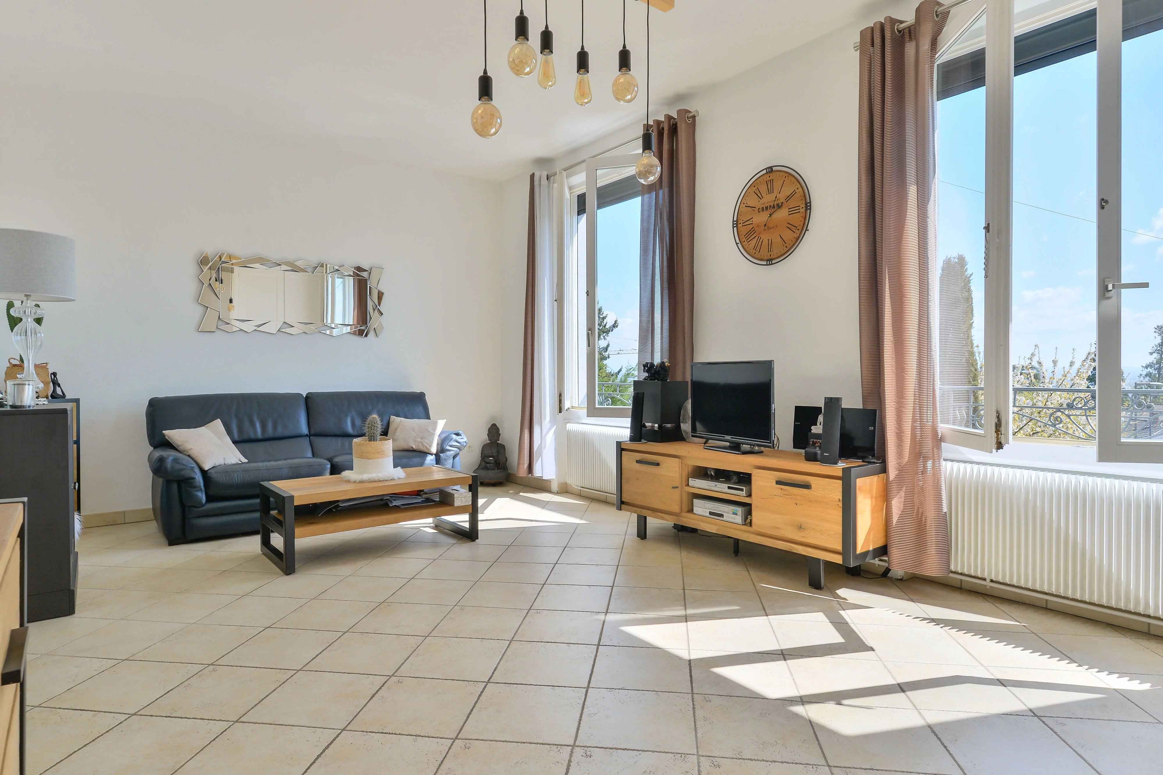 6415b0e153a3c6c082bc127491564ae2 30d608ebe9 4000 original - Attribut alt par défaut.