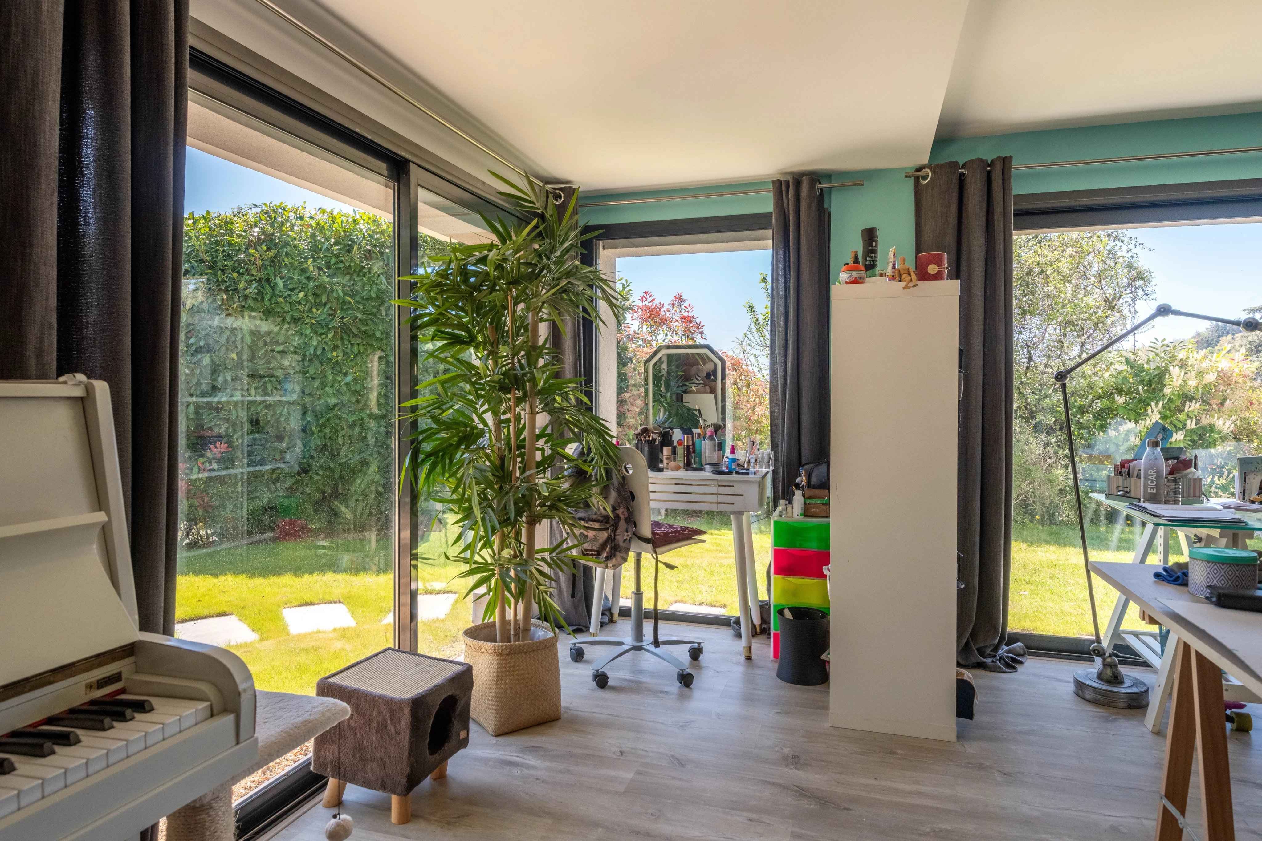 1e868d04131ebed798c23db1e6e9f9e5 babfff2312 4096 original - Attribut alt par défaut.