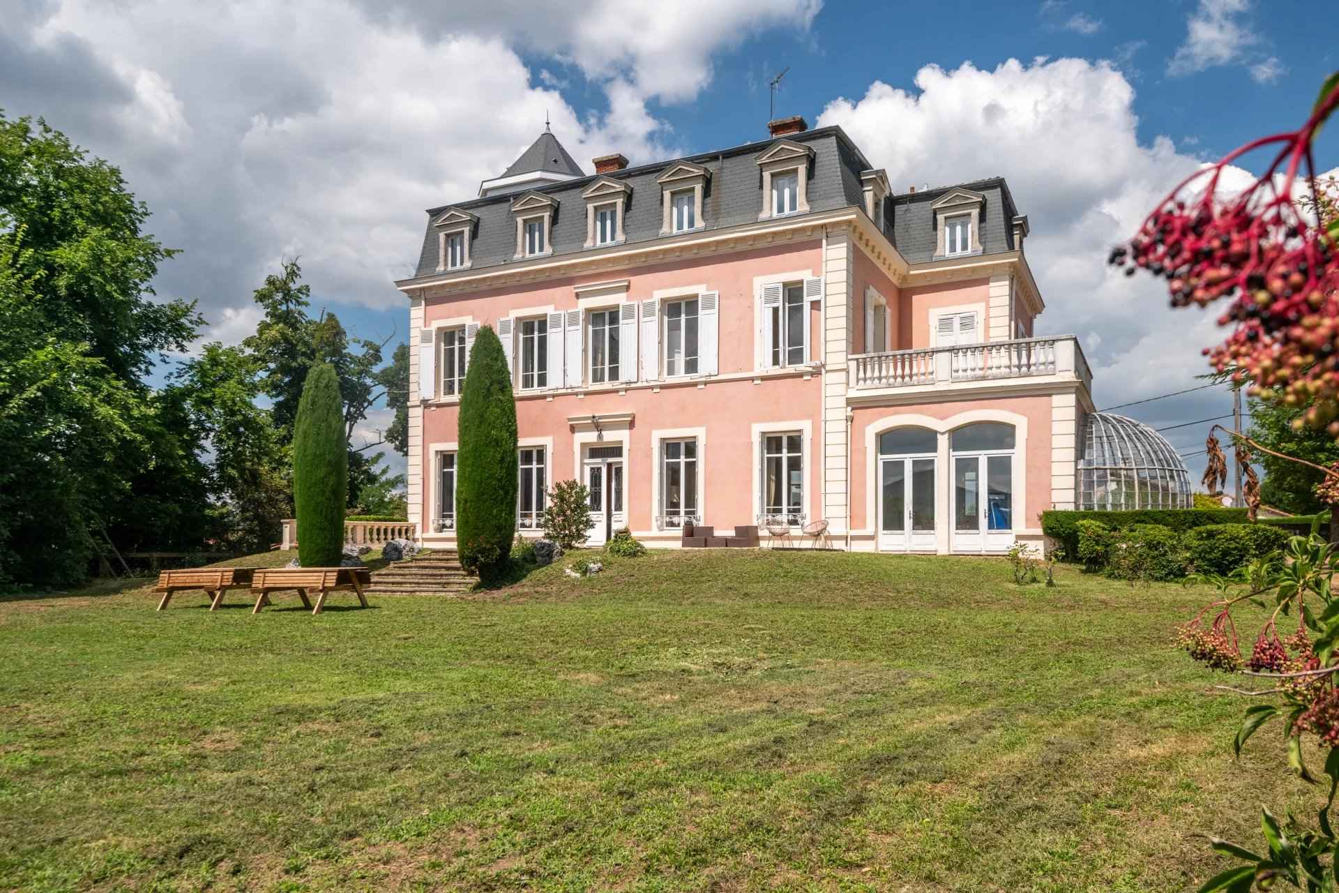 55c651bcf0f8236cfcd285f21c904d94 302a8b75d5 1920 original - Attribut alt par défaut.