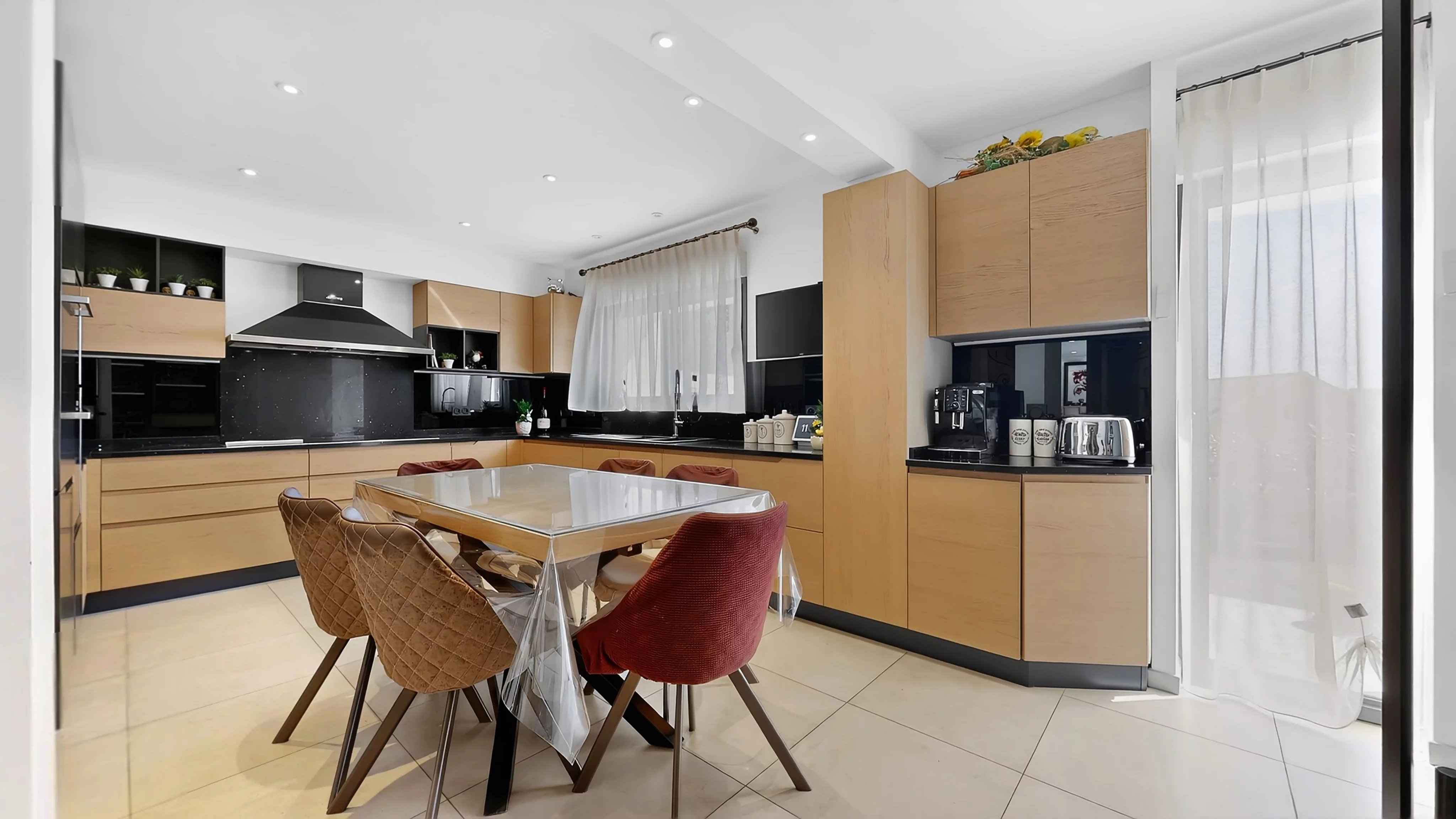 41a536a2d791046794366ea48c325c85 8e74811f43 4096 original - Translation missing: en.helpers.application.image_tag.default_alt