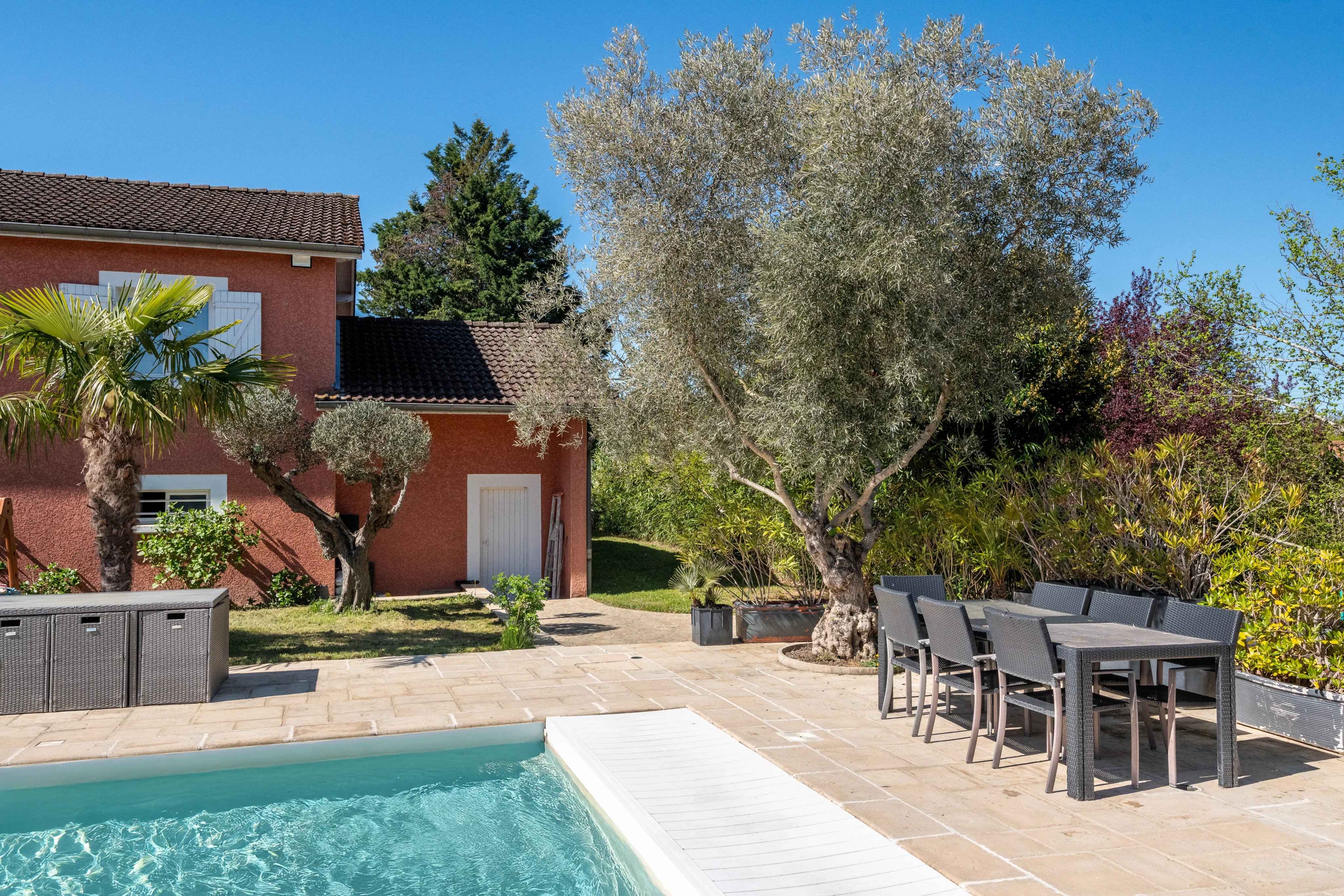 F883228cca4274a4c0f515bda897c206 4c65035846 4096 original - Attribut alt par défaut.