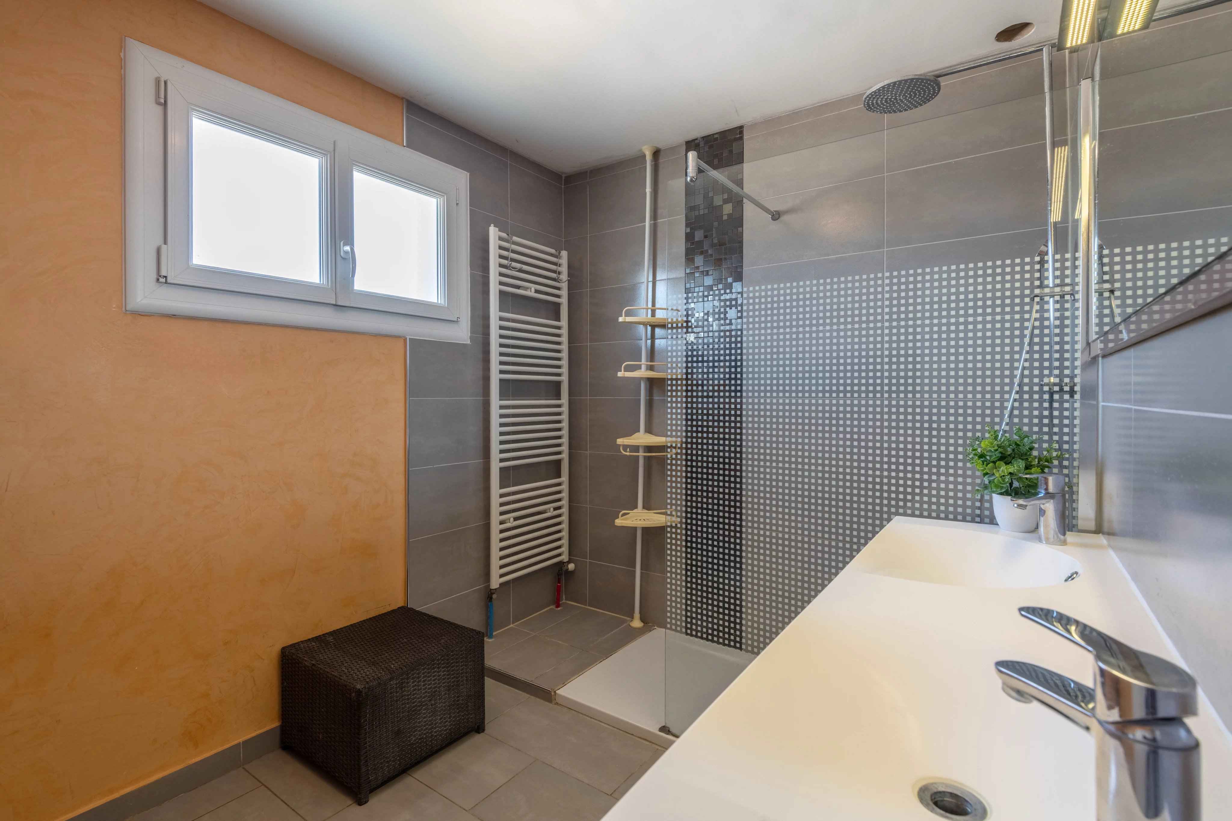 712c6fd5361cc840a15c1cb913828773 059e45098b 4096 original - Attribut alt par défaut.