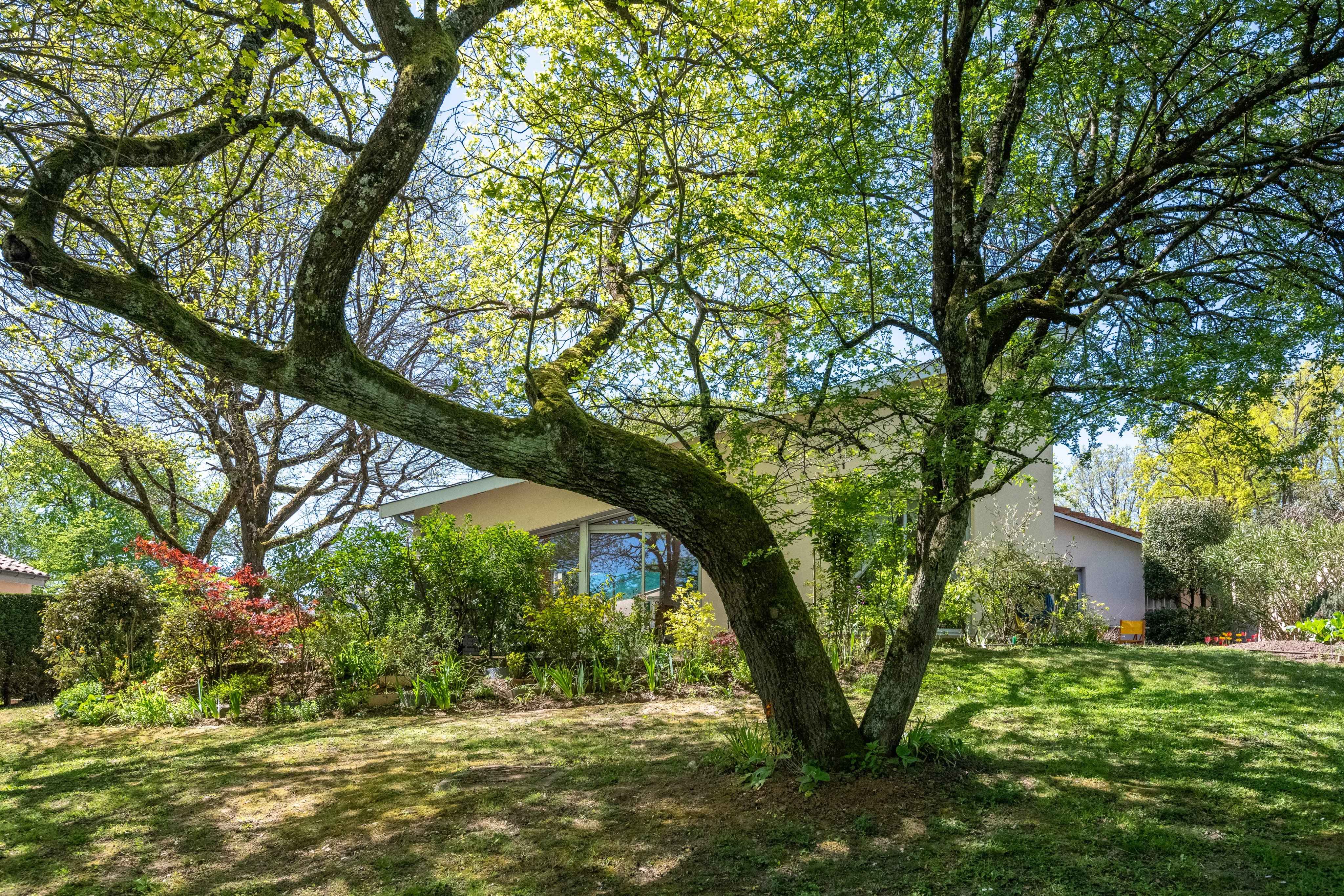 A0845f36d72ccb22ba358886a99d4262 c755dfd4c5 4096 original - Attribut alt par défaut.