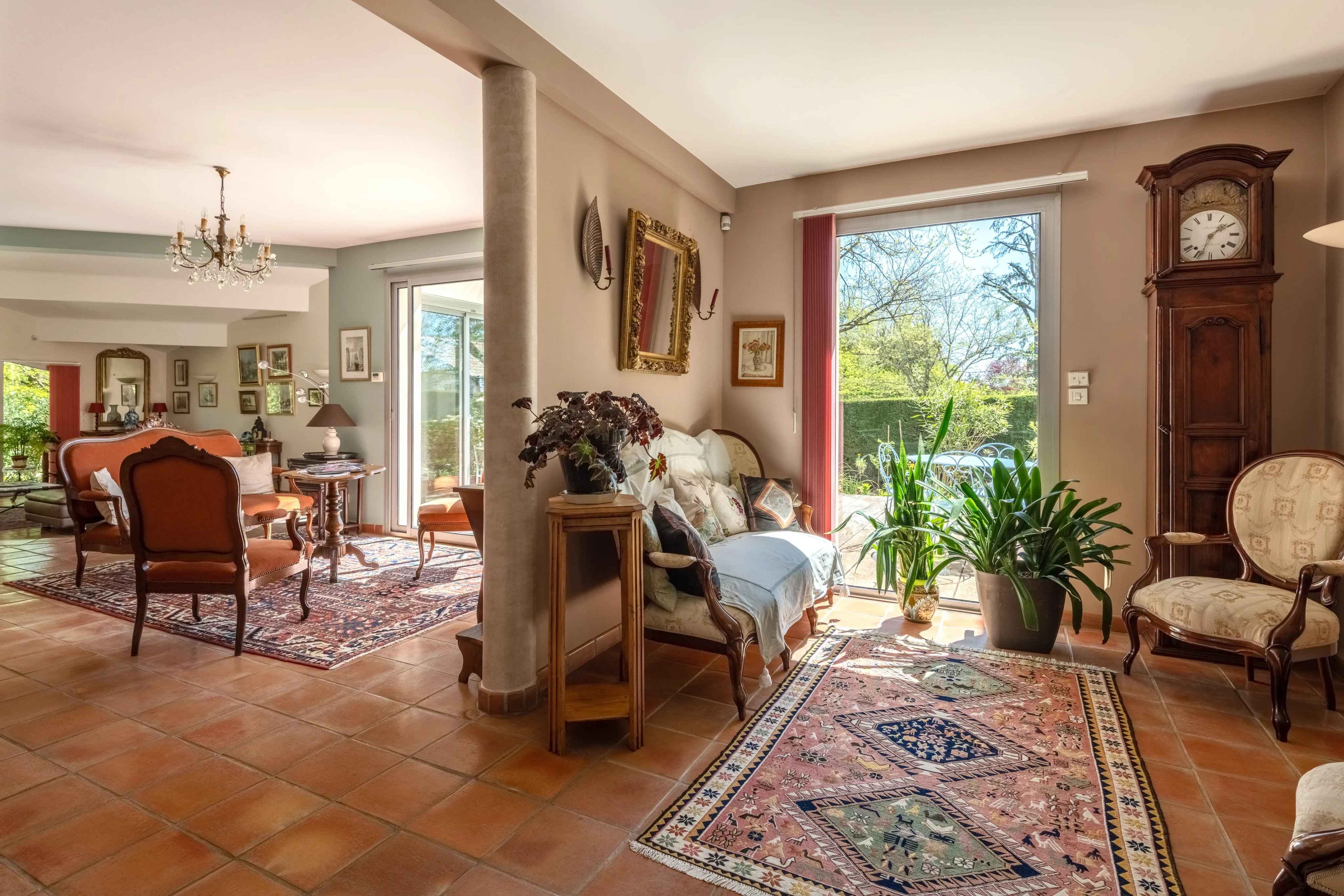 559f8ee35762f631456aa2dff087aa1c 744b89f68d 4096 original - Attribut alt par défaut.