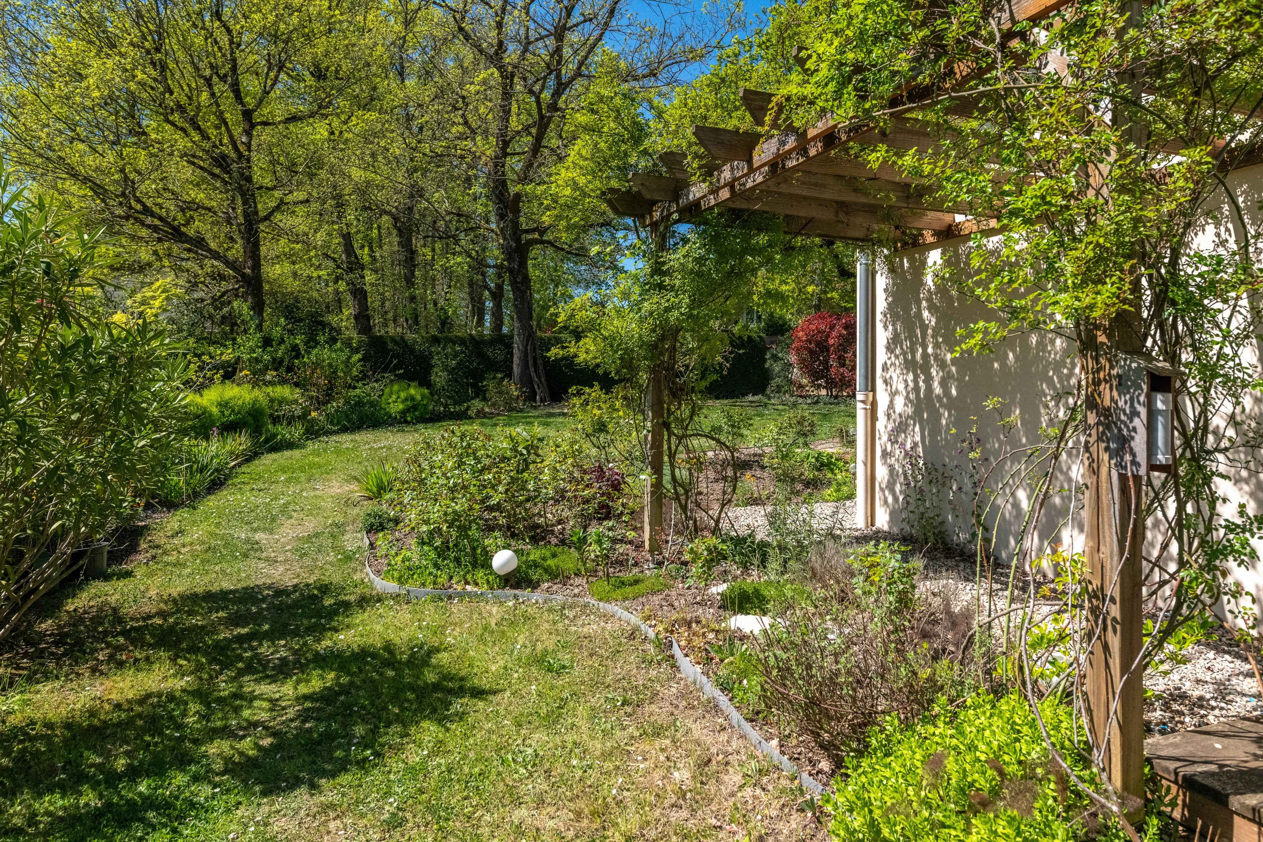 1ced052cc9185a25db40f2a618412485 65dc5f3ecd 4096 original - Attribut alt par défaut.