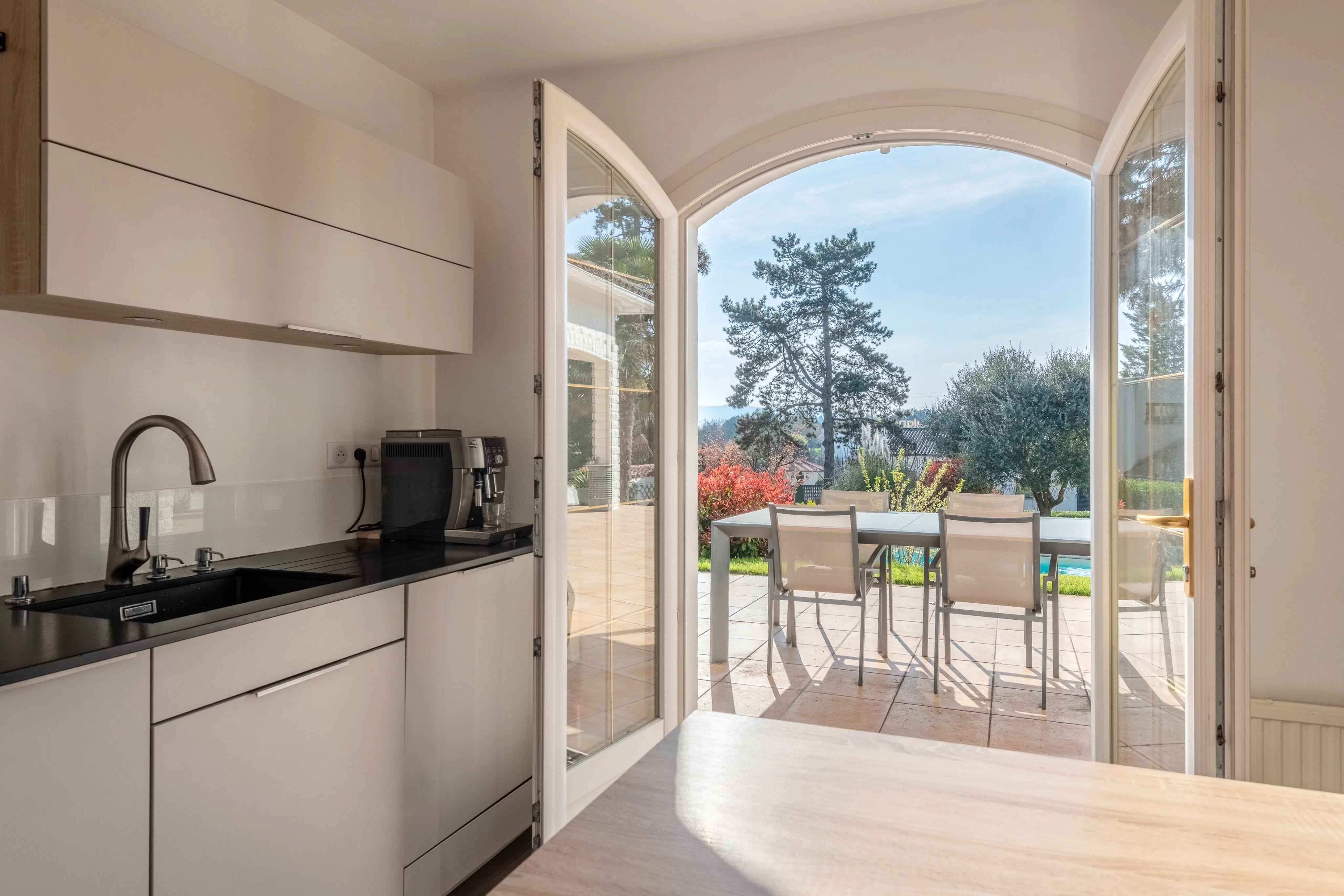 Eec5fb277221b01891e338627d32ea30 c2c18ce25b 4096 original - Attribut alt par défaut.