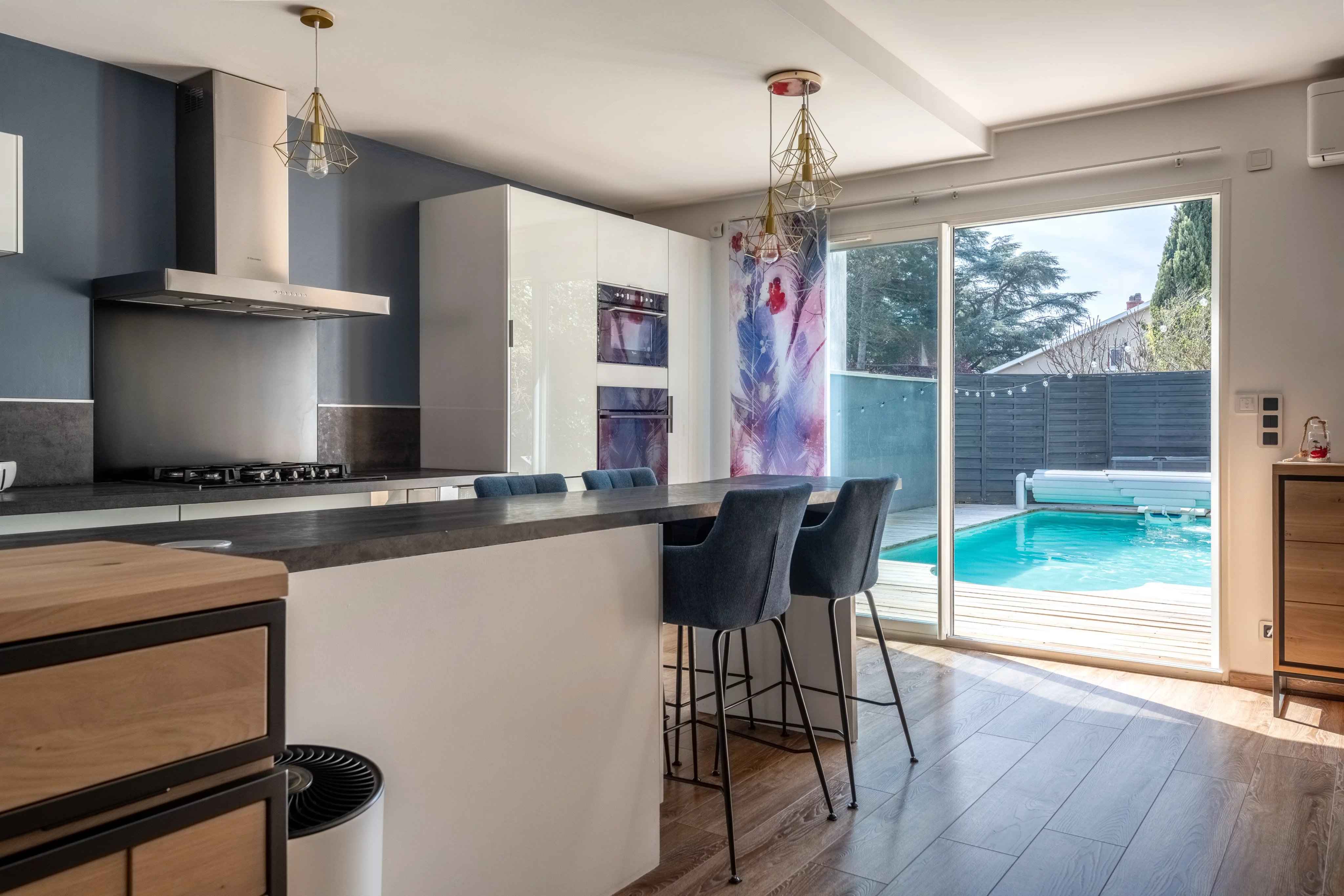 04f6edb8ec2221e0a52ba79fa5805327 4143734fc3 4096 original - Attribut alt par défaut.