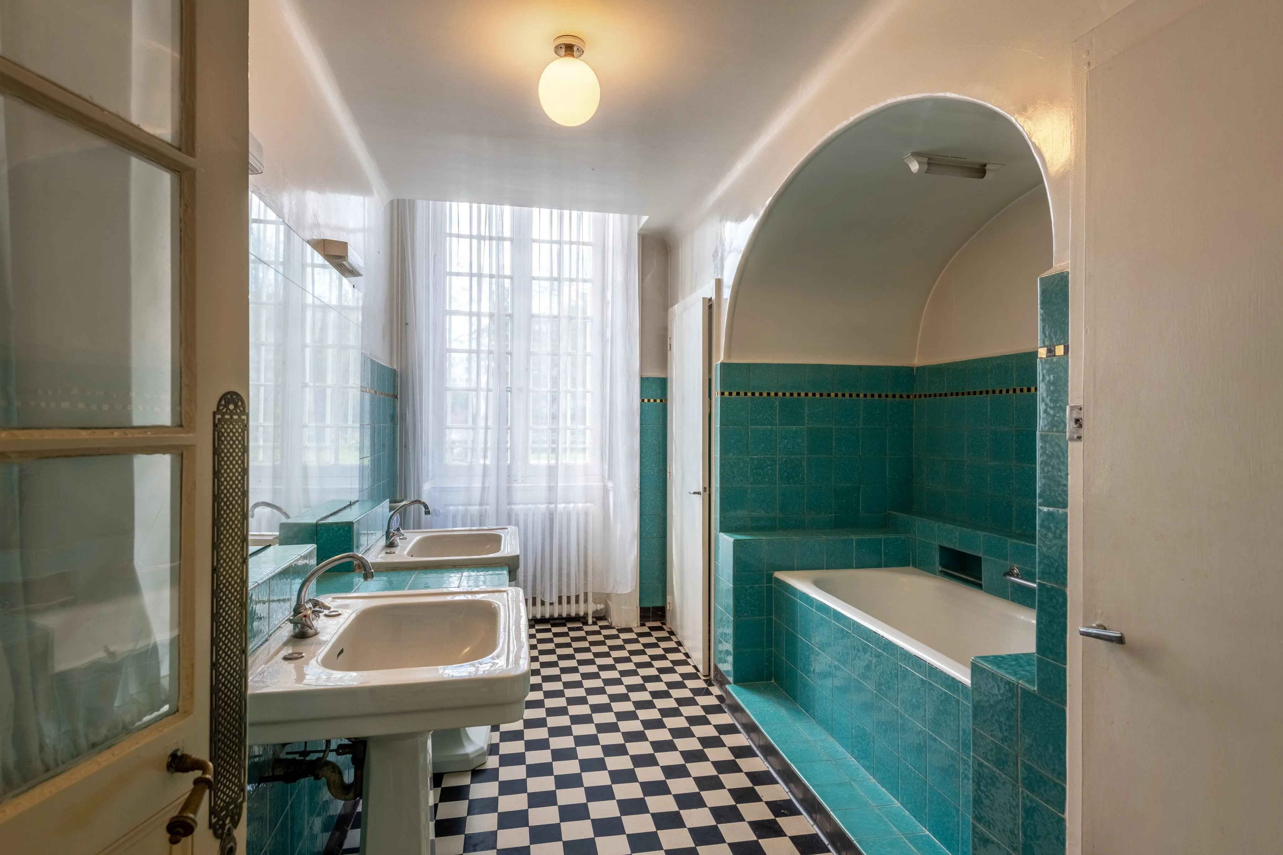 825cfa209df38c90dda17061ec16214e 701a75a3ac 4096 original - Attribut alt par défaut.