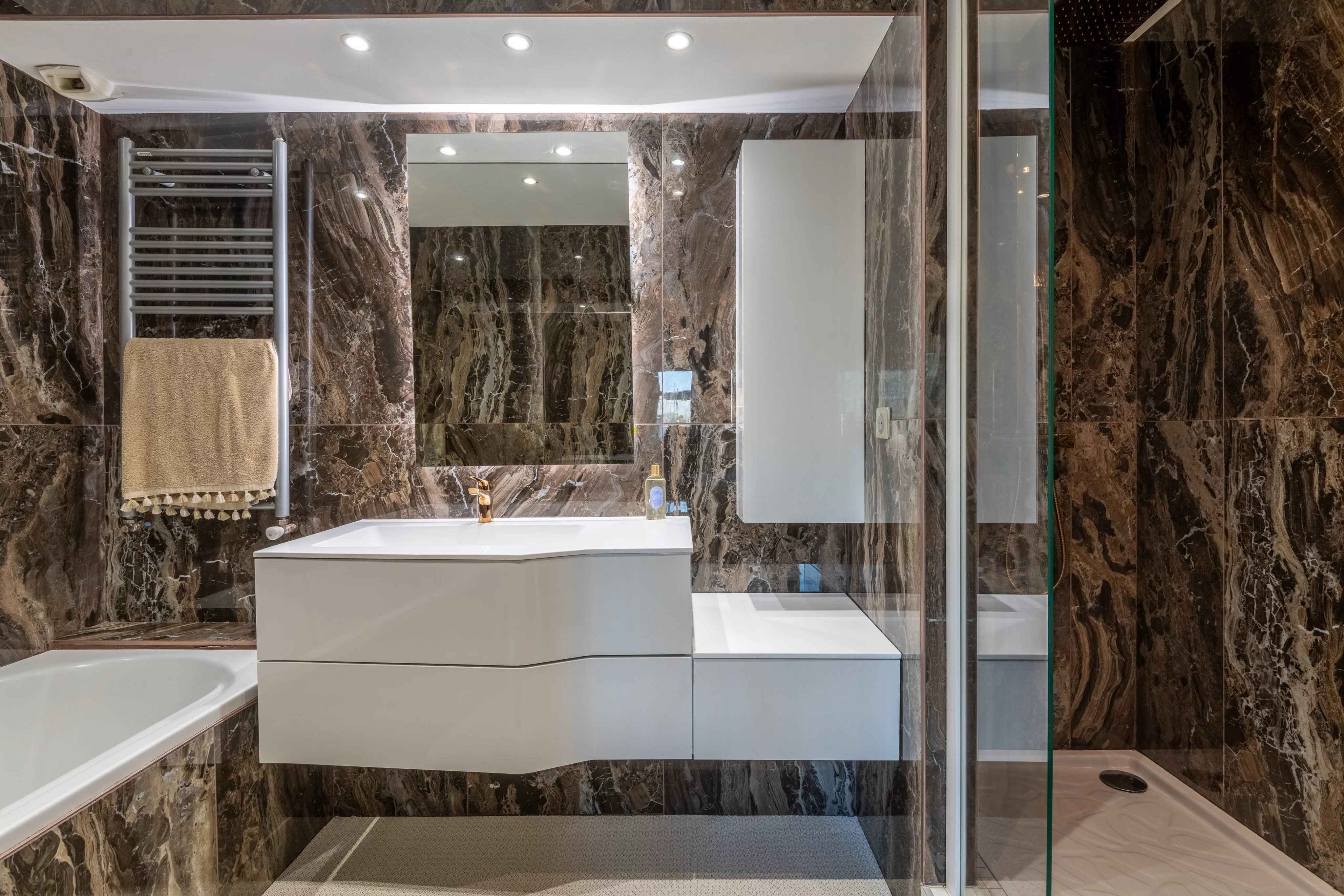 Eaf18de82db62a92637090ebffe2f698 eec7405dbd 4096 original - Translation missing: en.helpers.application.image_tag.default_alt