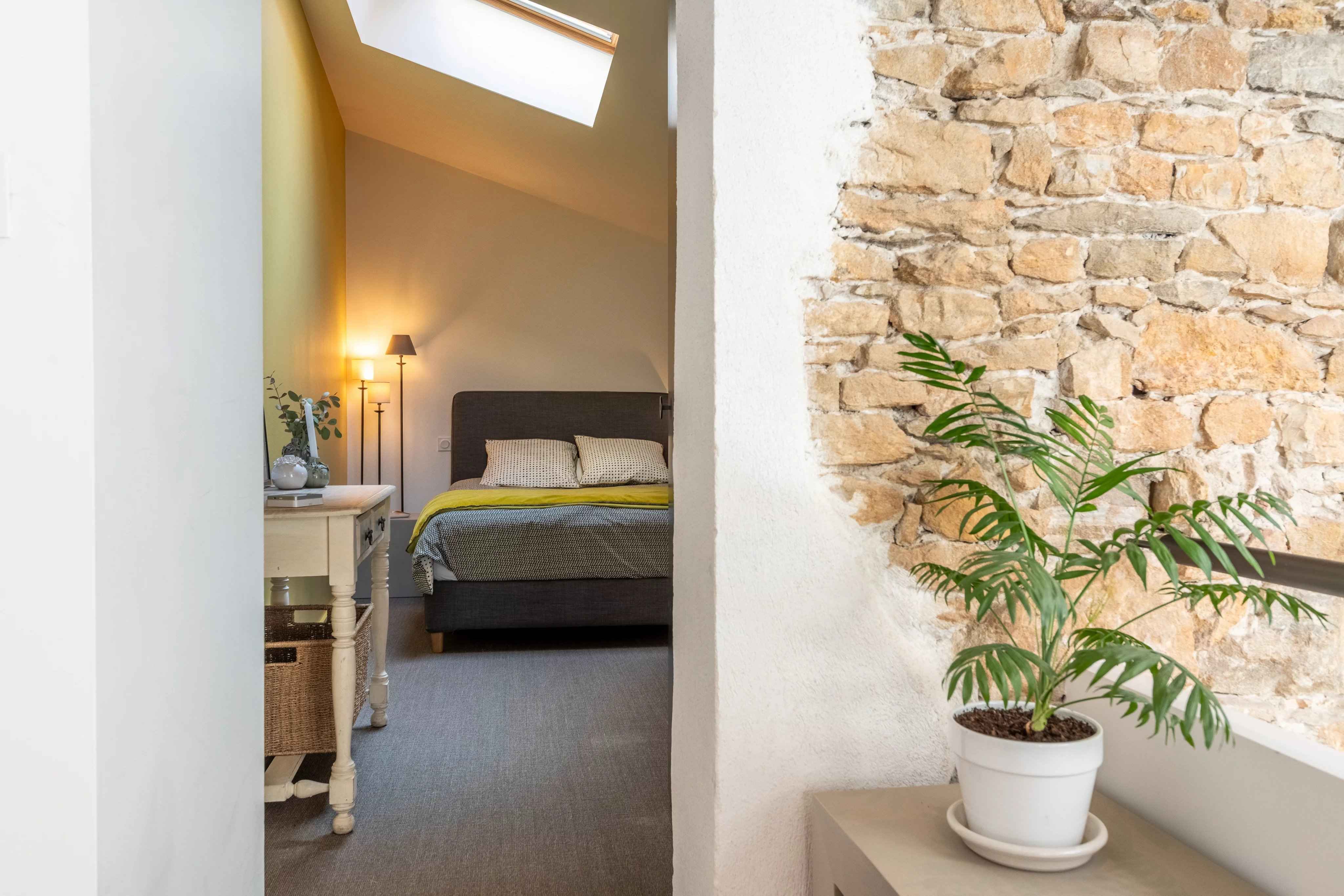 4bcb0a1539035e7ae58f27a5eb810cc6 72ef3a9928 4096 original - Attribut alt par défaut.