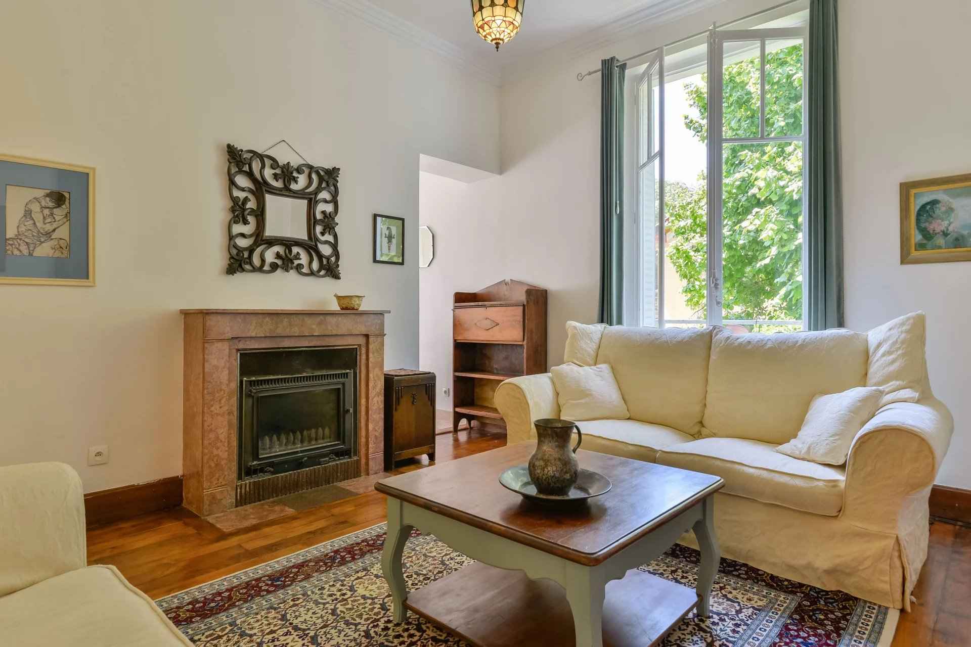 15713e19f60aa75b12a30c0eb696969c f52e720f96 1920 original - Attribut alt par défaut.