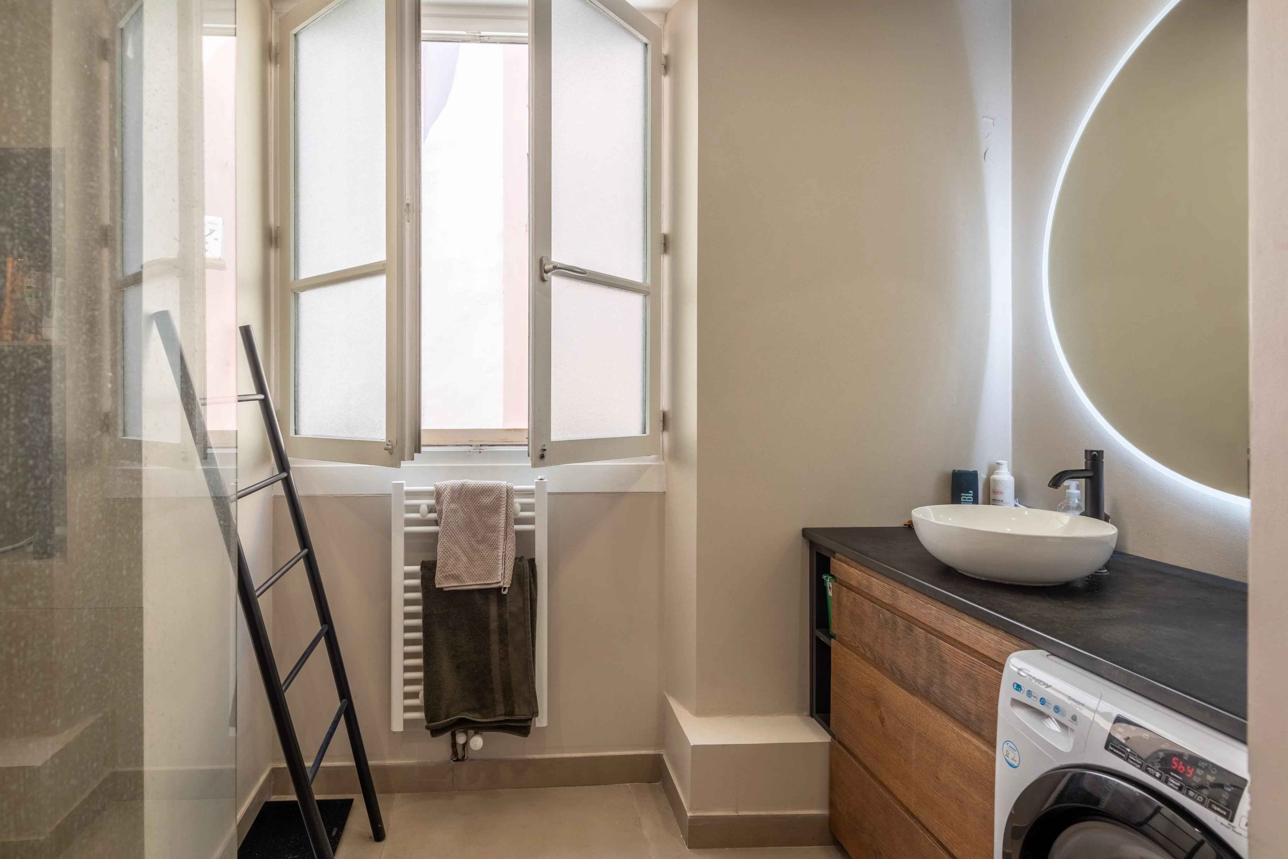 7147bb0ff0de71d219ad97e92d1b03cb 9a69e85fc7 4096 original - Translation missing: en.helpers.application.image_tag.default_alt