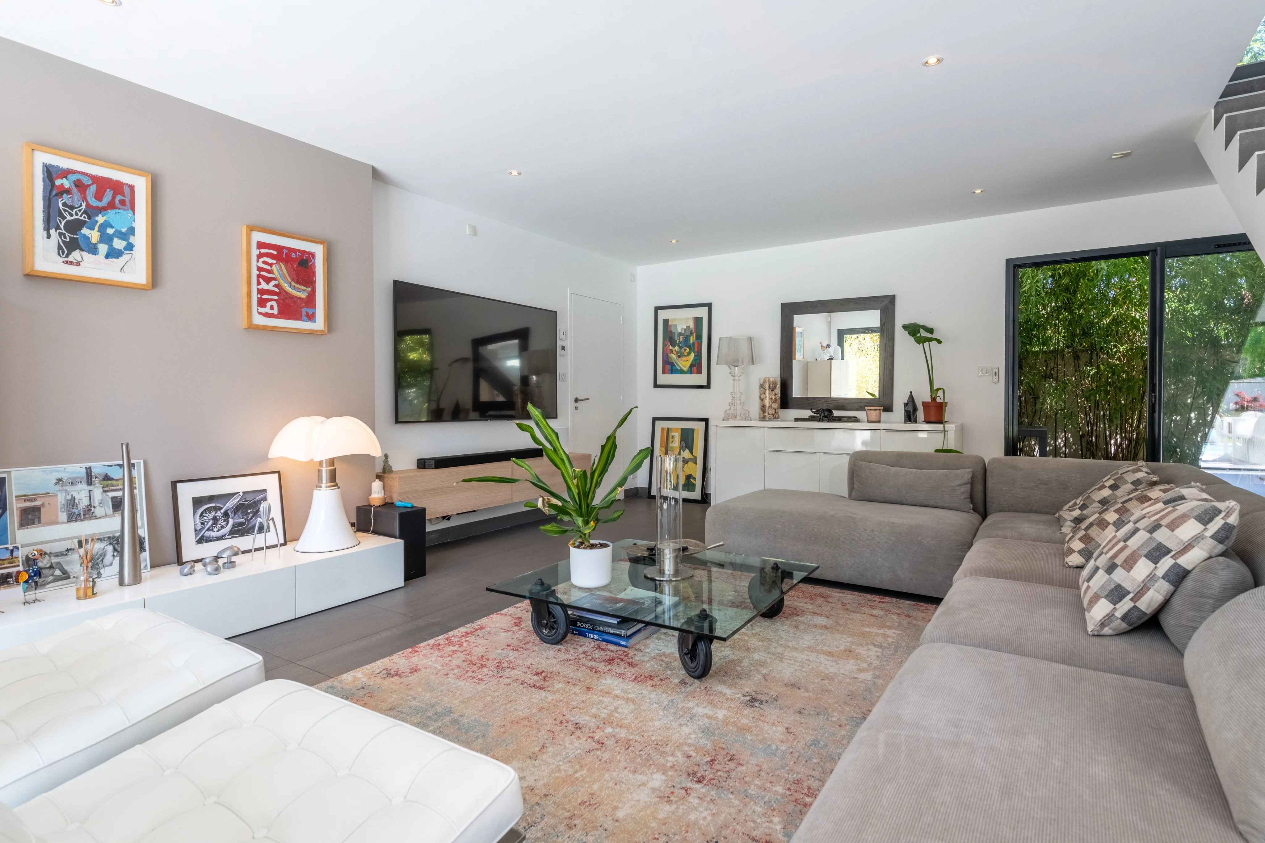 10ef14eb0c00ceb1e992916290c080b6 fa298ebda1 4096 original - Attribut alt par défaut.