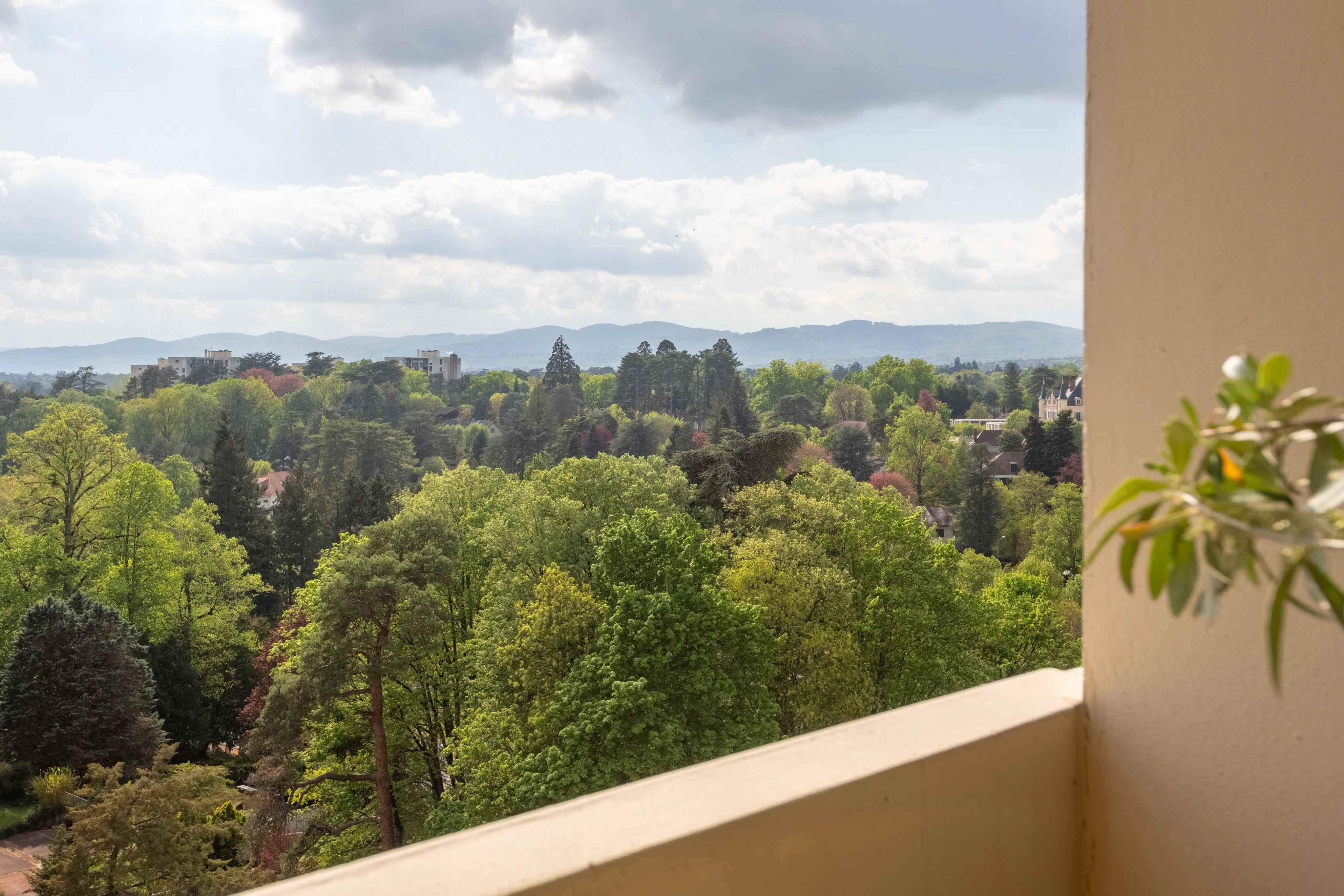 7e77fb37e8586fa465ae22fefb1767f0 cffbf9d5cc 4096 original - Translation missing: en.helpers.application.image_tag.default_alt