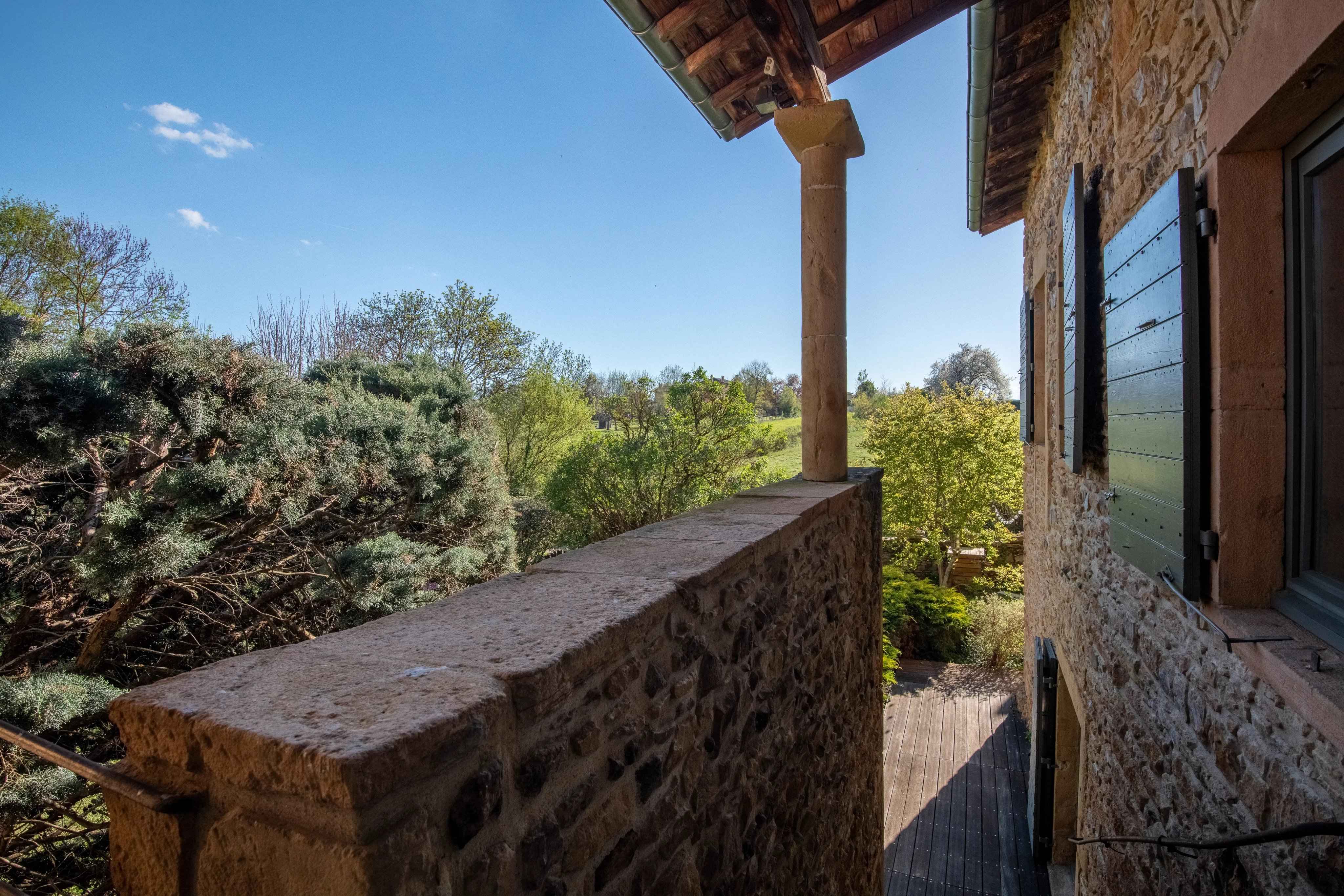 Aca1f4f9d921c0ecd0756c75c8784da8 c7af4f7ffe 4096 original - Translation missing: en.helpers.application.image_tag.default_alt