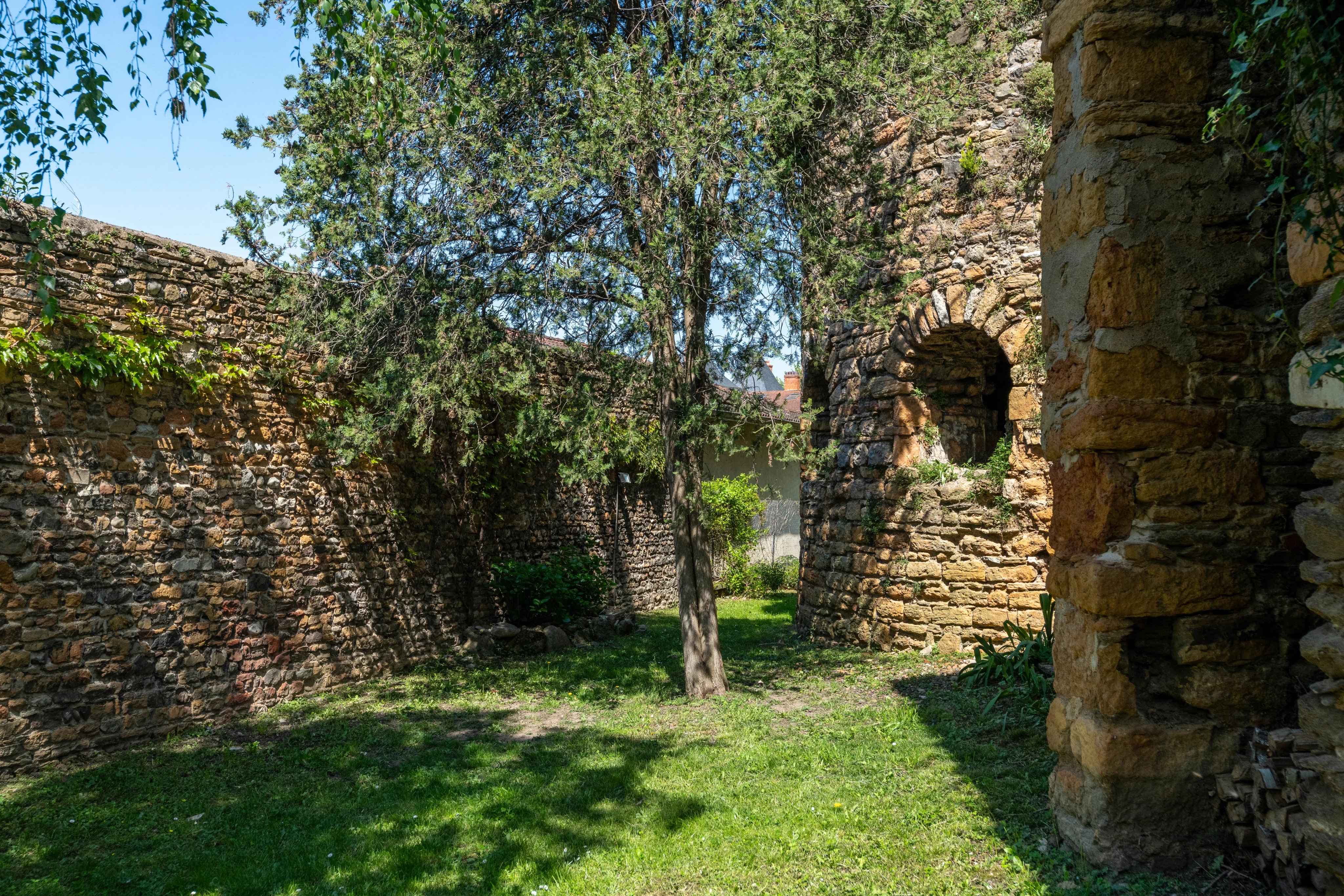 F7eaec852362a9fa33ebf4f49672a8fd f72edae5e9 4096 original - Translation missing: en.helpers.application.image_tag.default_alt