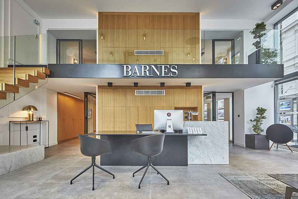 Agence%20barnes%20sarrail%20accueil%202%20(1) - Attribut alt par défaut.