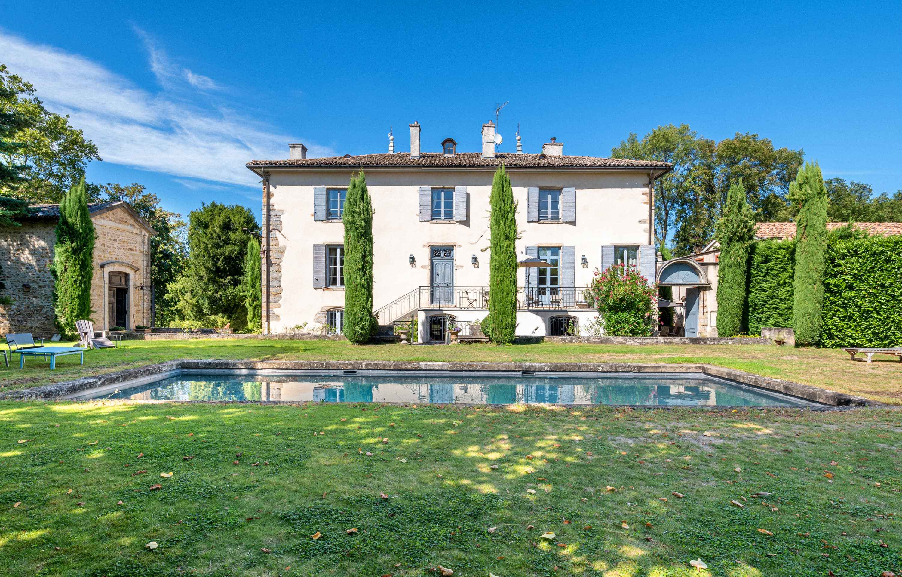 property-saint-cyr-au-mont-d-or
