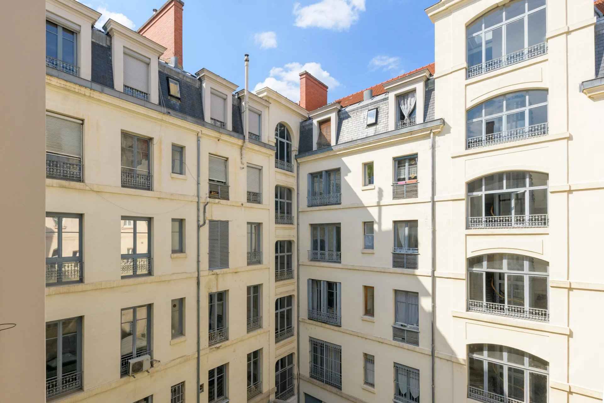 Barnes Lyon, agence immobilière de prestige - Immeuble d'un appartement à Lyon 2