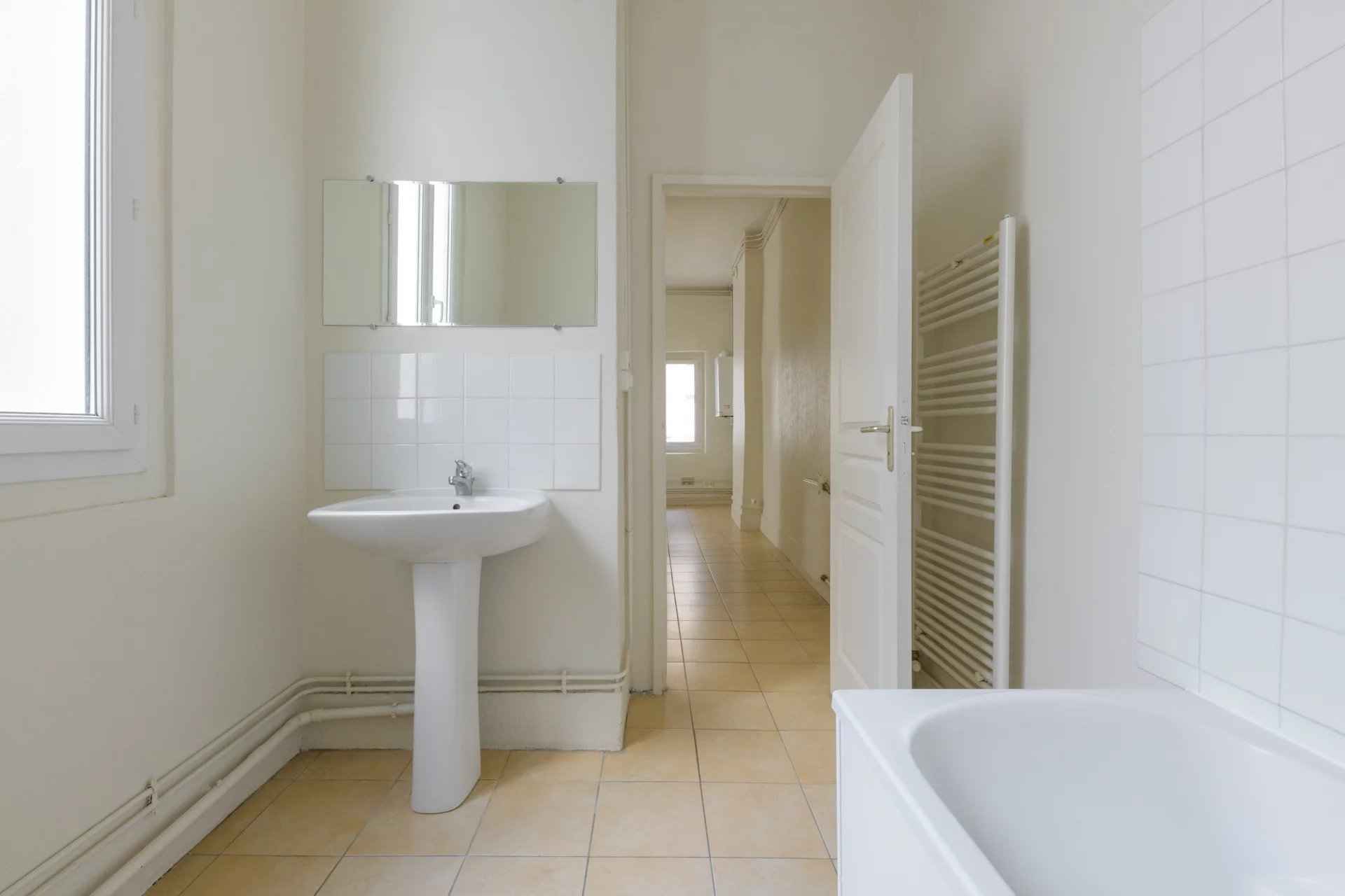 Barnes Lyon, agence immobilière de prestige - Salle de bains d'un appartement à Lyon 2