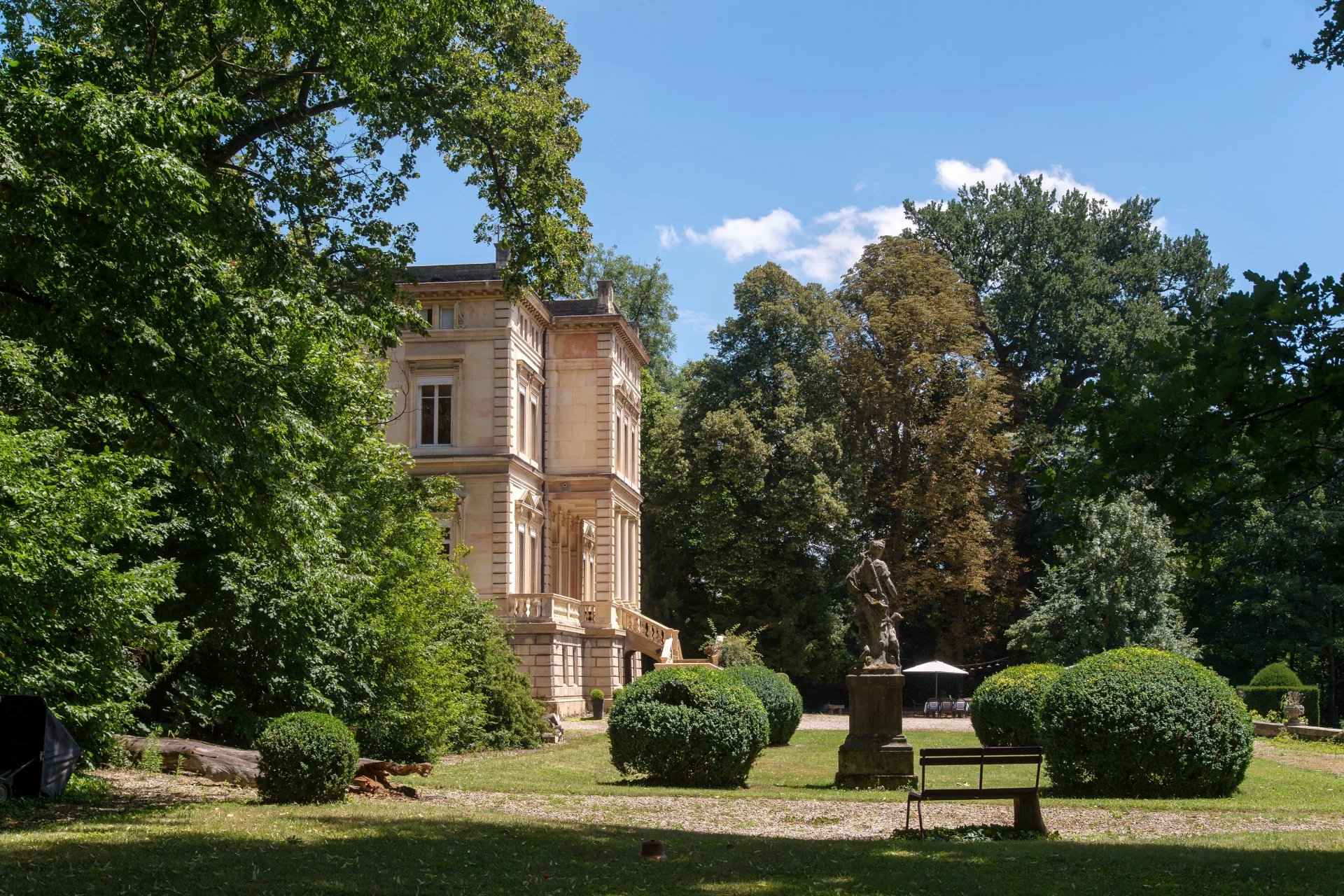 Château - Barnes Lyon, agence immobilière de prestige