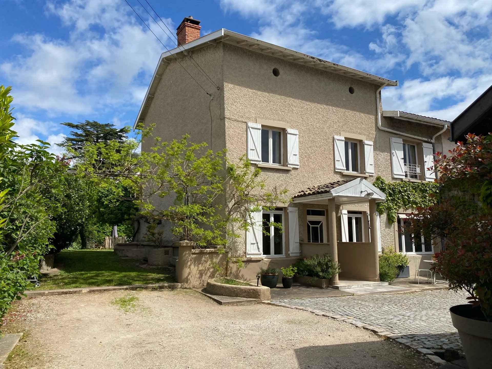 À vendre maison à Rillieux-la-Pape