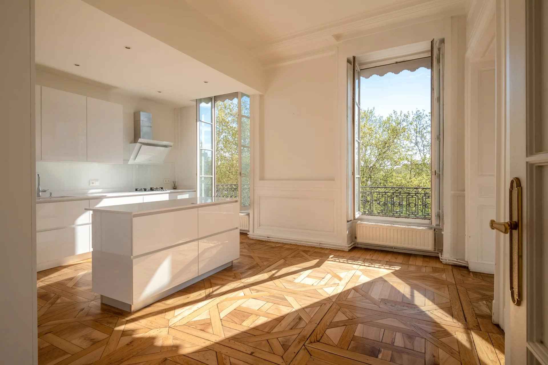 Appartement de 229,12 m² à Lyon 1 - Quai du Rhône
