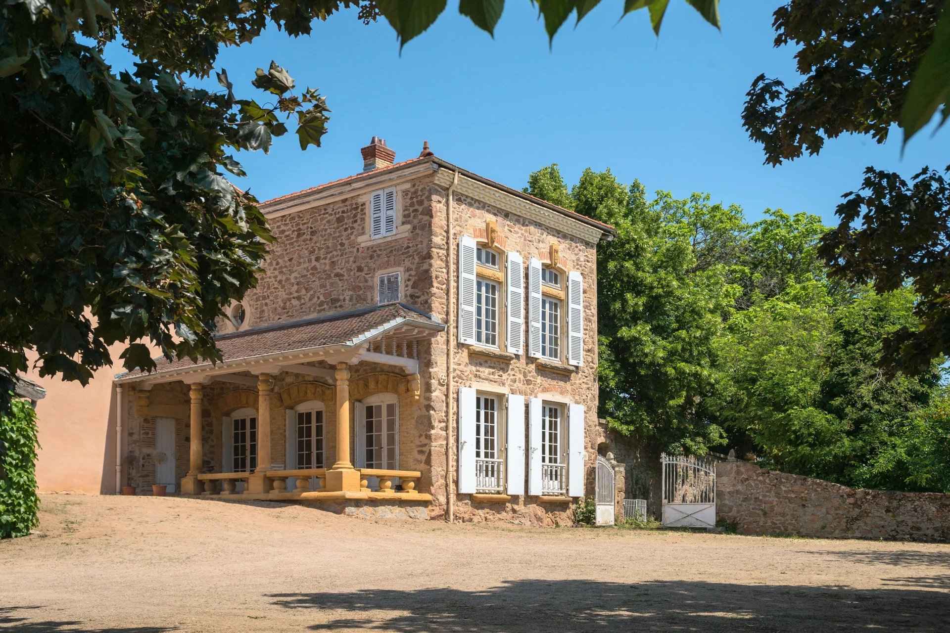 À vendre maison à Saint-Étienne-la-Varenne - Beaujolais 