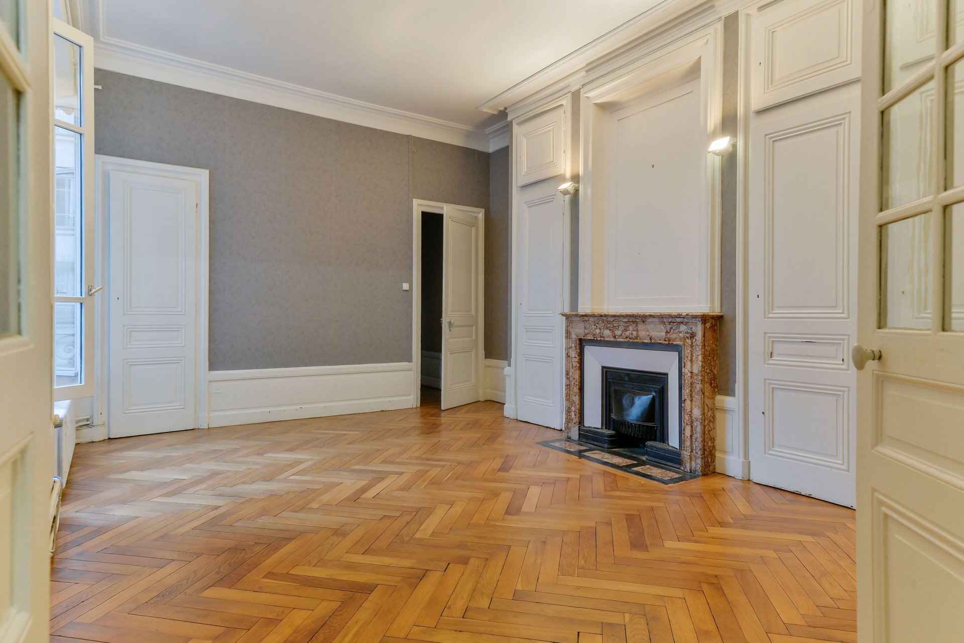Appartement - Barnes Lyon, agence immobilière de prestige, chambre d'un appartement de 167,95 m² à Moncey