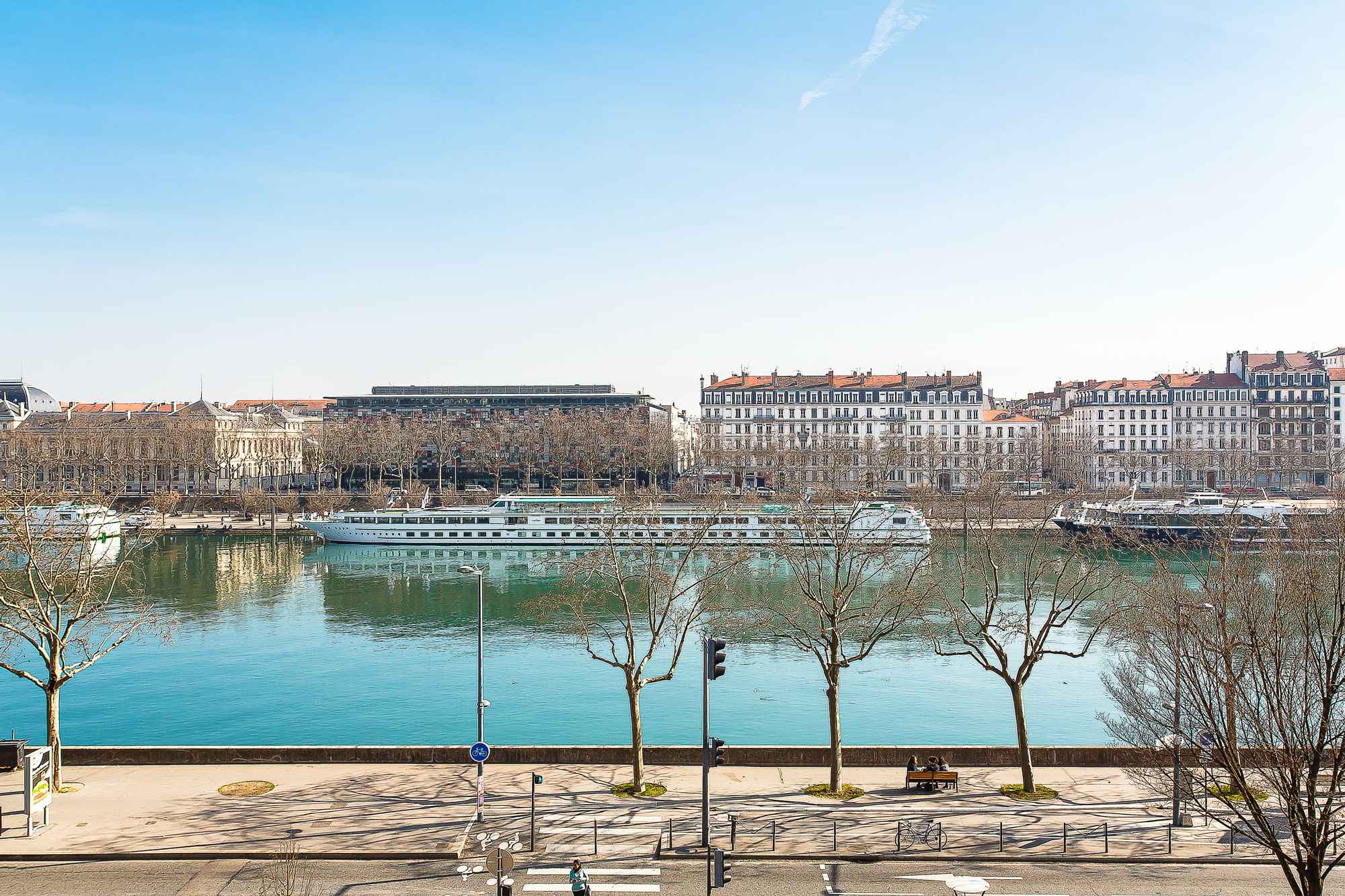 Lyon - Attribut alt par défaut.