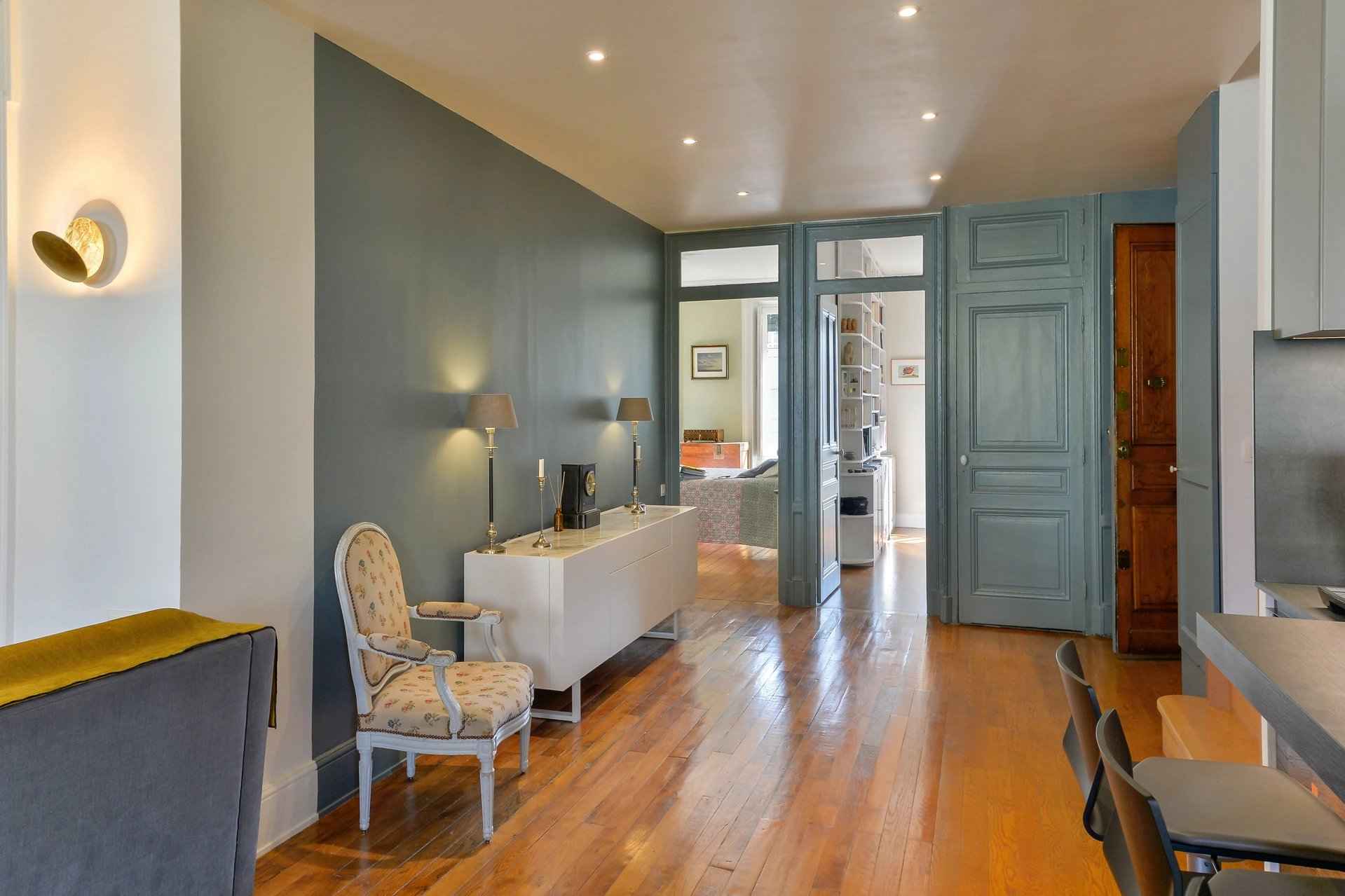 Couloir Appartement - Barnes Lyon, agence immobilière de prestige